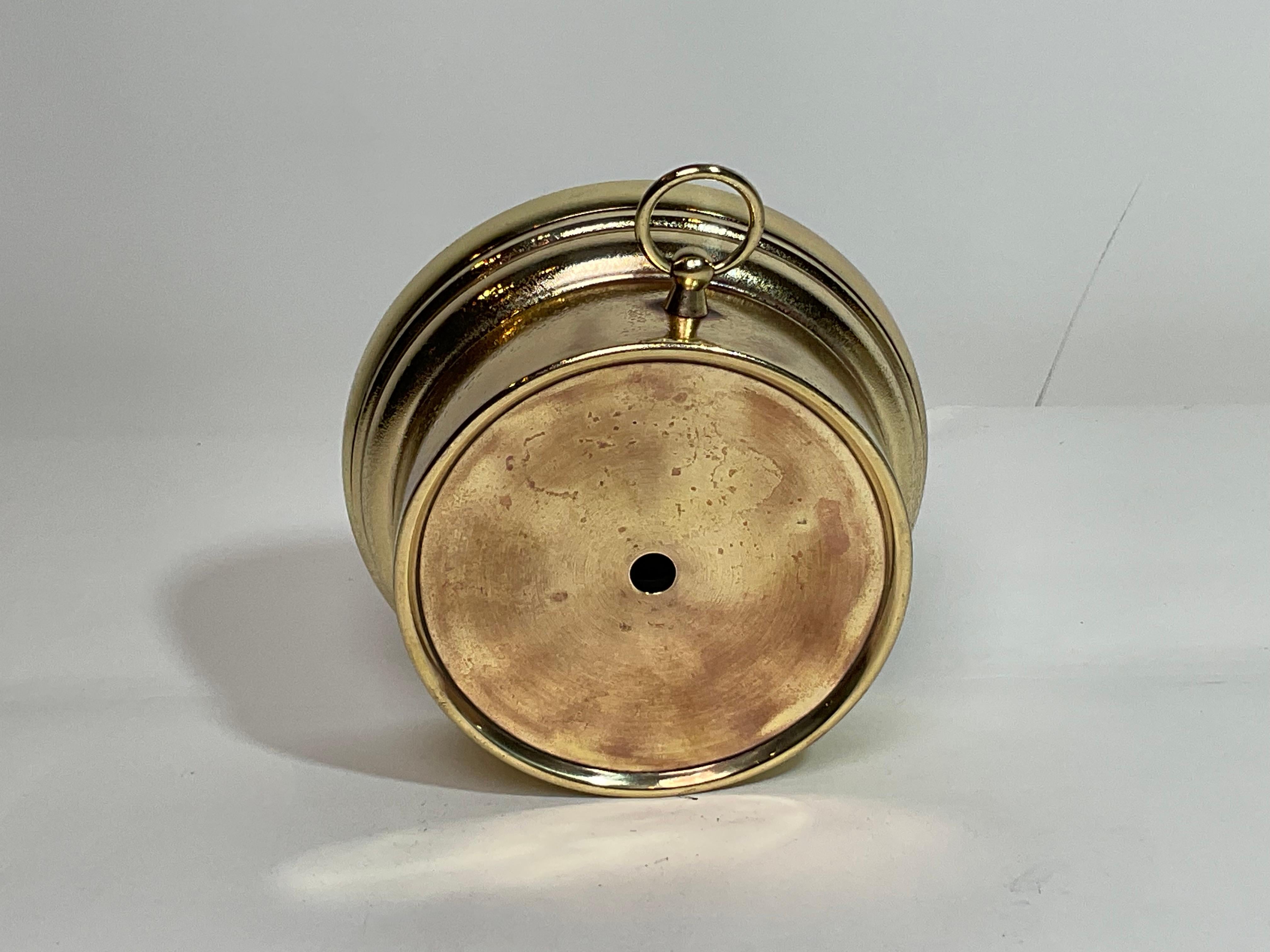 Barometro meteorologico in ottone massiccio di A. Taylor in vendita 1