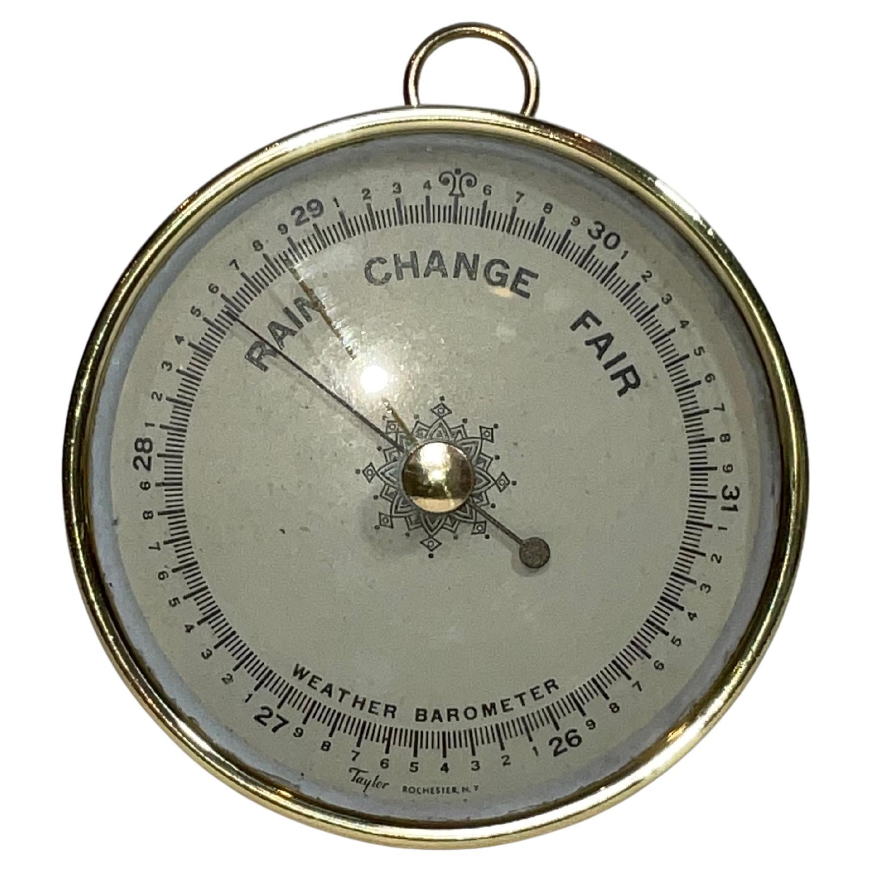 Barometro meteorologico in ottone massiccio di A. Taylor in vendita