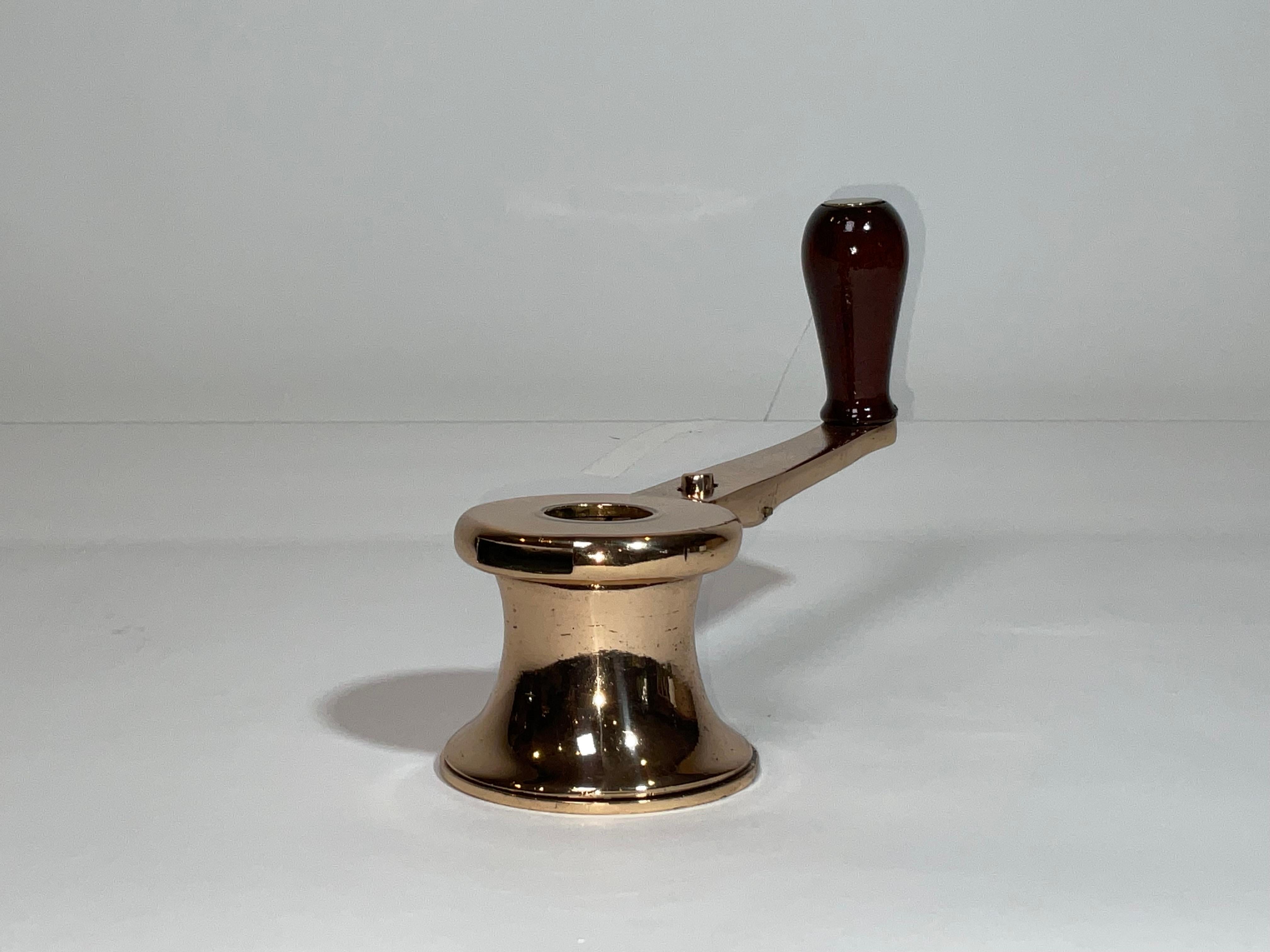 Solid Brass Yacht Winch with Handle from 1930s (Messing) im Angebot