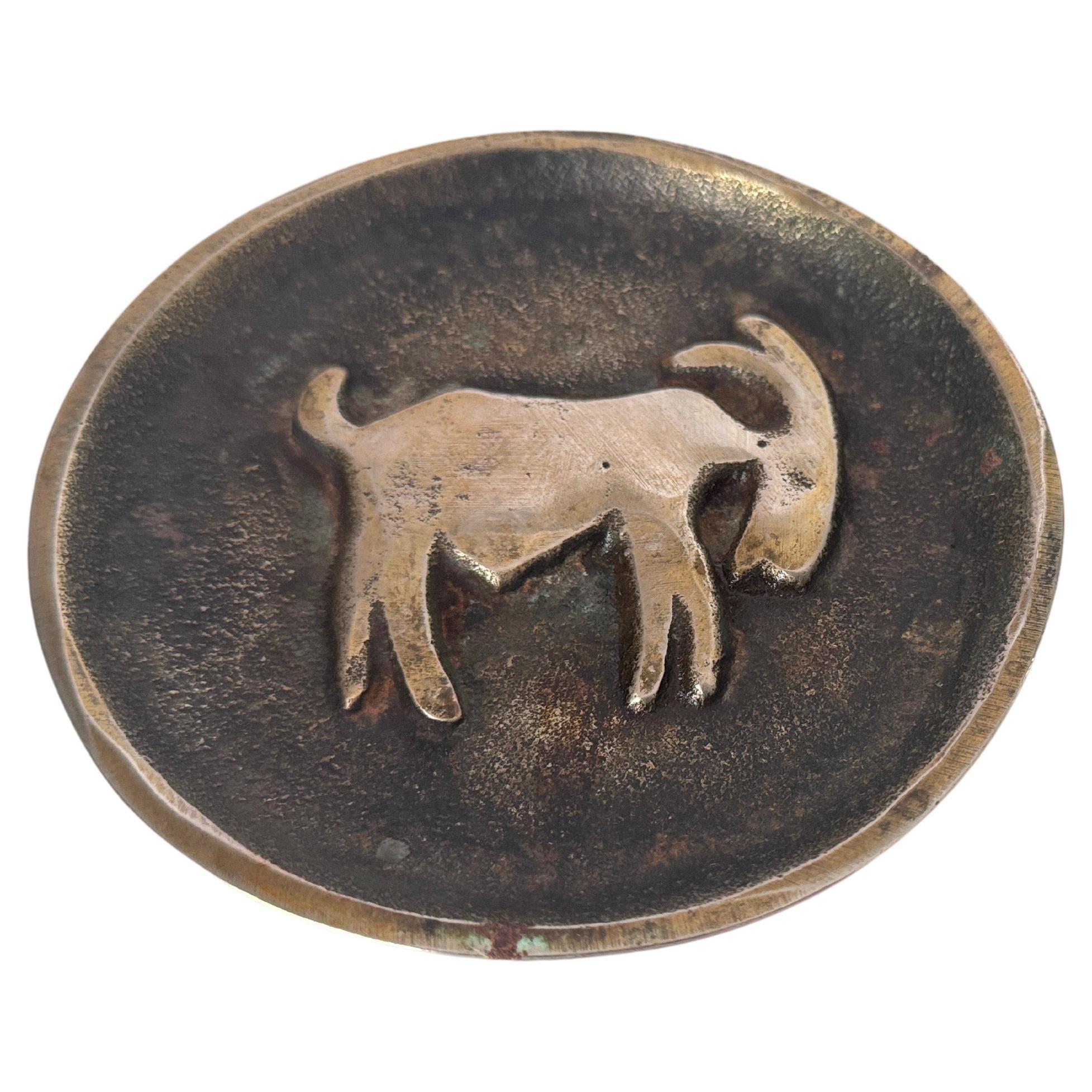 French Solid Bronze Ashtray with Horse Pattern yellow color old patina For Sale