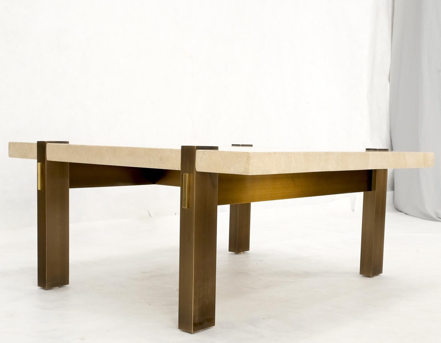 Table basse carrée épaisse à base en bronze massif et plateau en travertin massif menthe ! en vente 5