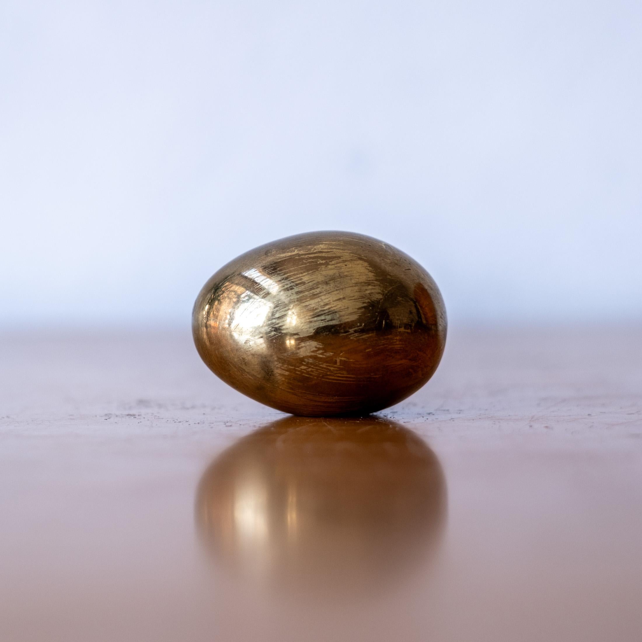 Solid Bronze Carl Auböck Egg Paperweight Austria For Sale 2