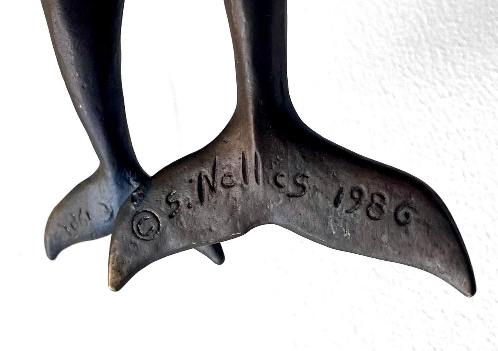 Scultura da tavolo in bronzo massiccio con balena e vitello su base in Wood di S. Nelles, 1986 in vendita 11