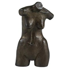 Torso femenino de bronce macizo