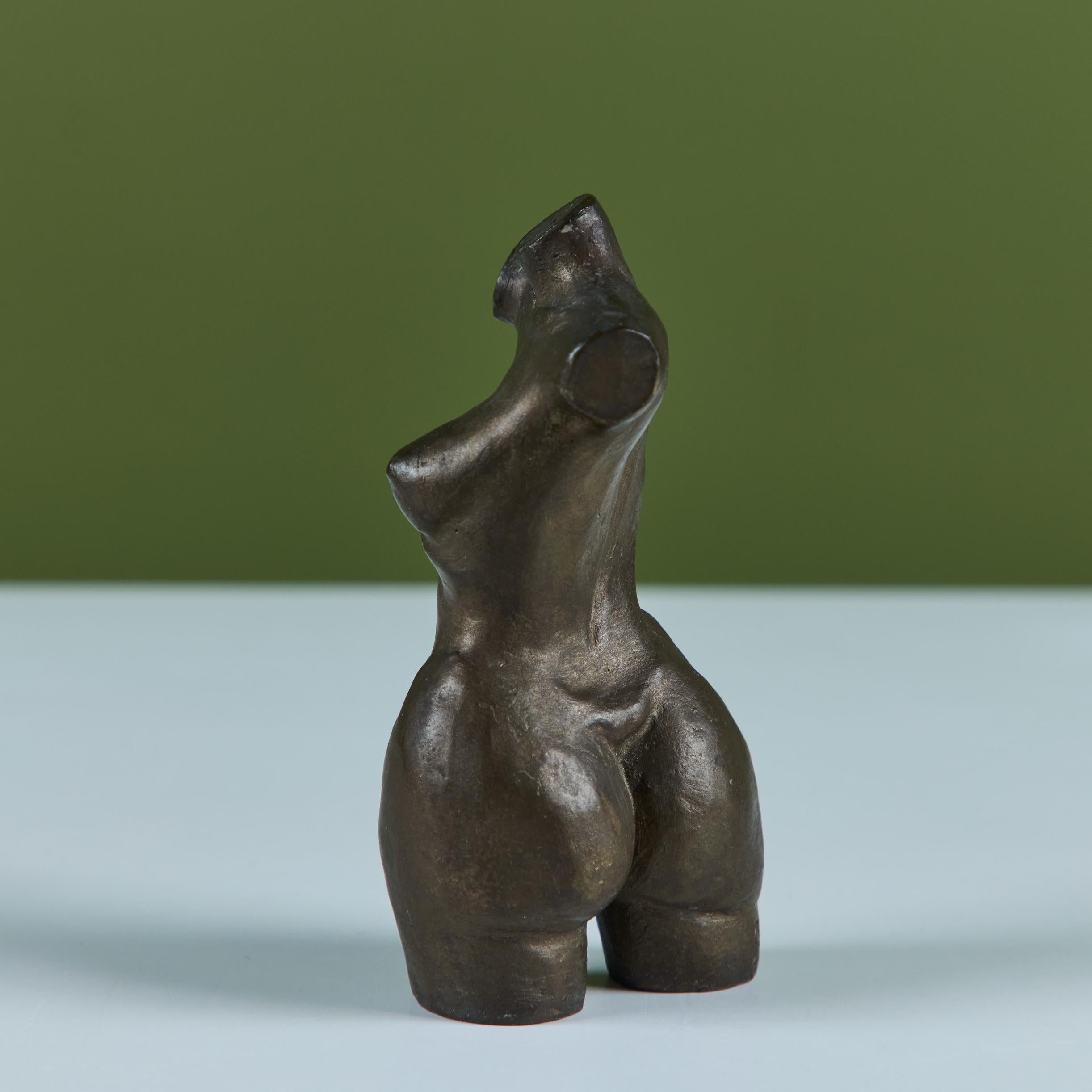 Mid-Century moderno Torso femminile in bronzo massiccio II in vendita