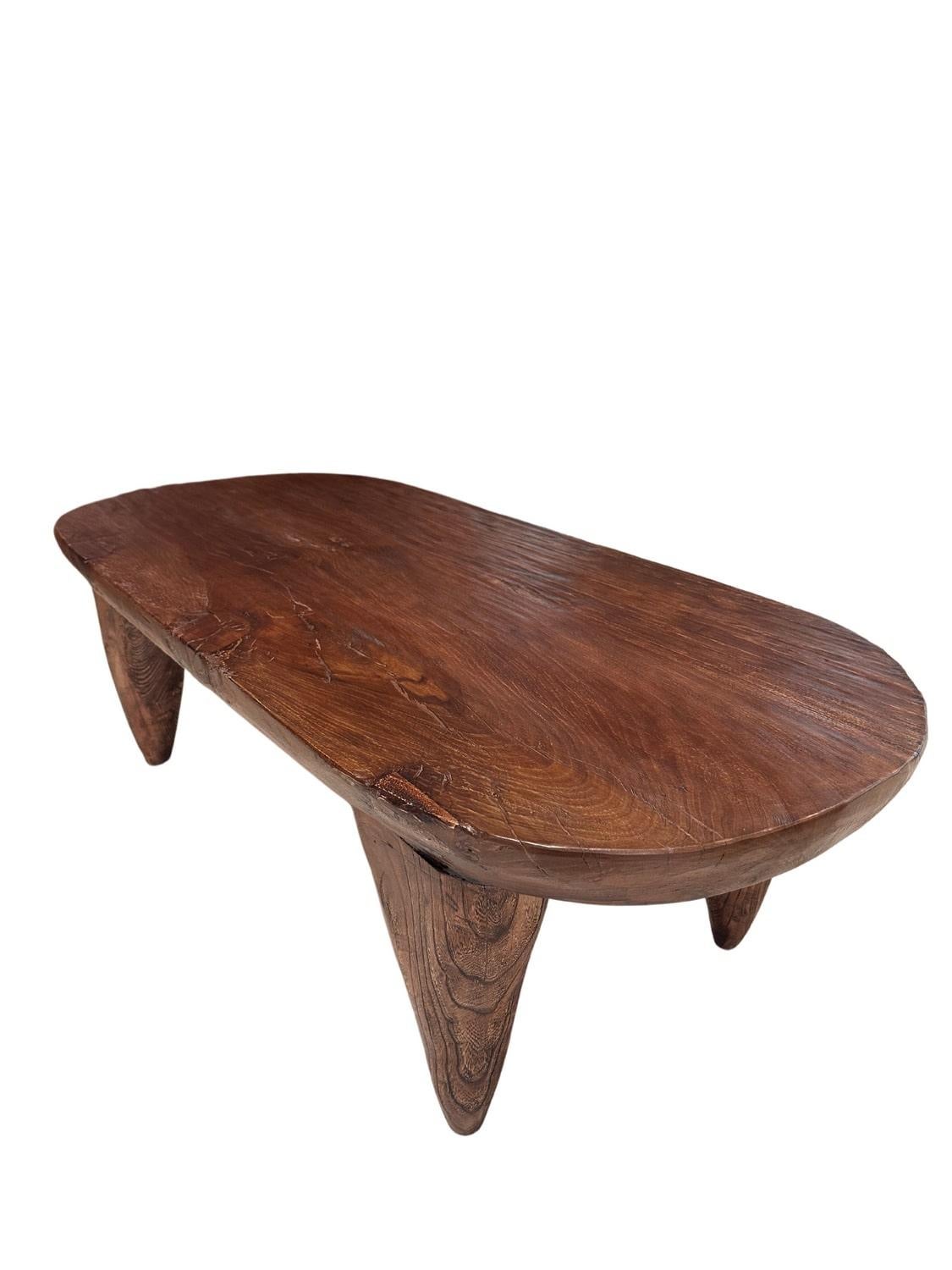 Solid Camphor Wood Sofa Table, Organic Modern In New Condition For Sale In Jimbaran, Bali