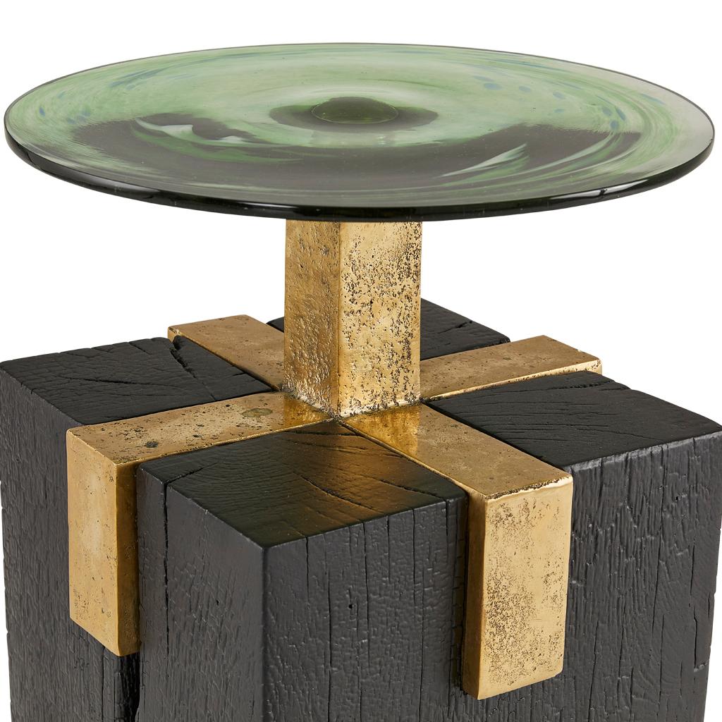 Mesa auxiliar de latón fundido macizo, canto de roble Shou Sugi Ban y canto de cristal soplado a mano Latón en venta