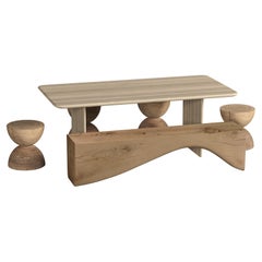 Table de salle à manger d'extérieur, quatre tabourets et banc