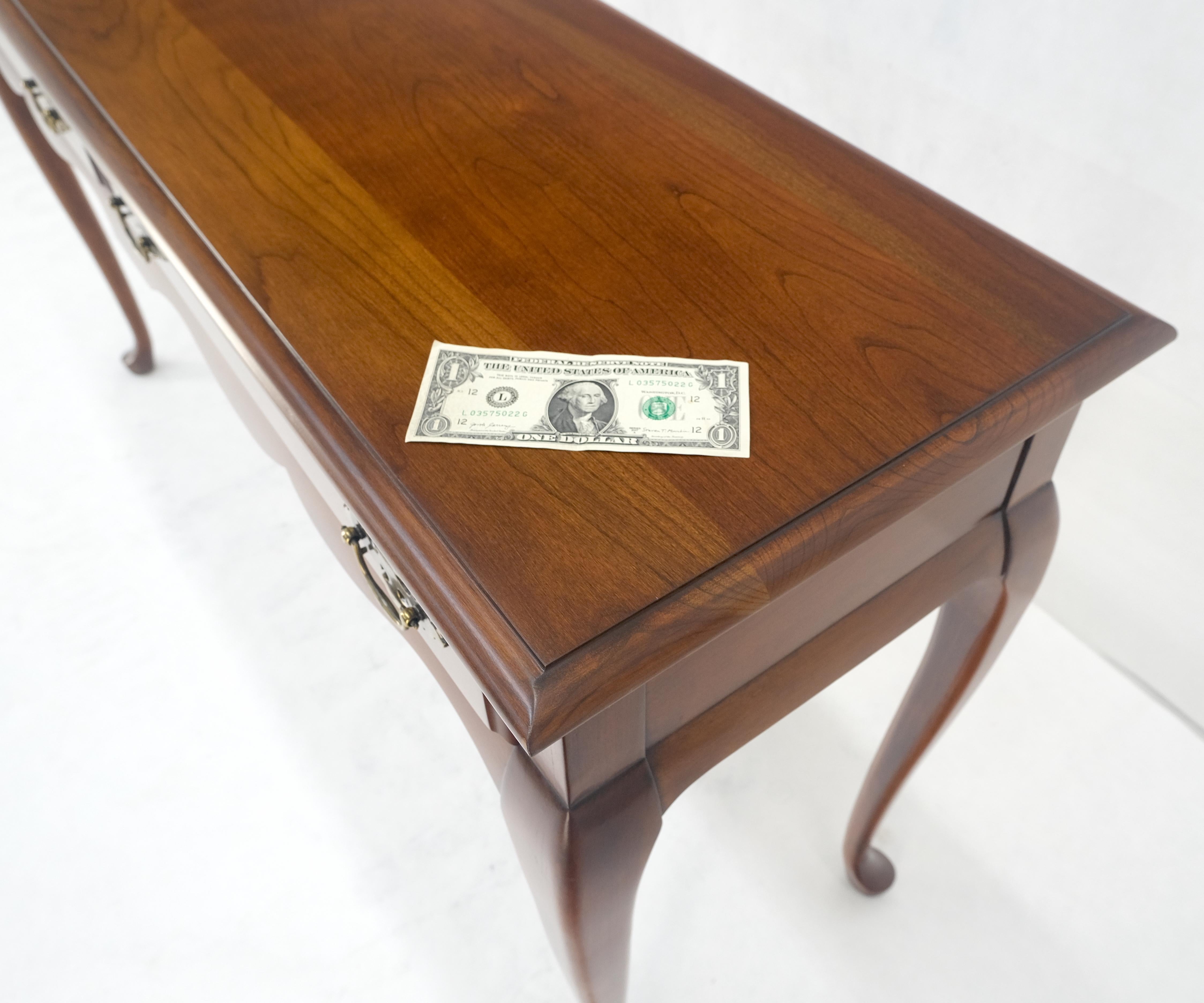 Console à deux tiroirs en cerisier massif de style A.Profiles MINT en vente 8