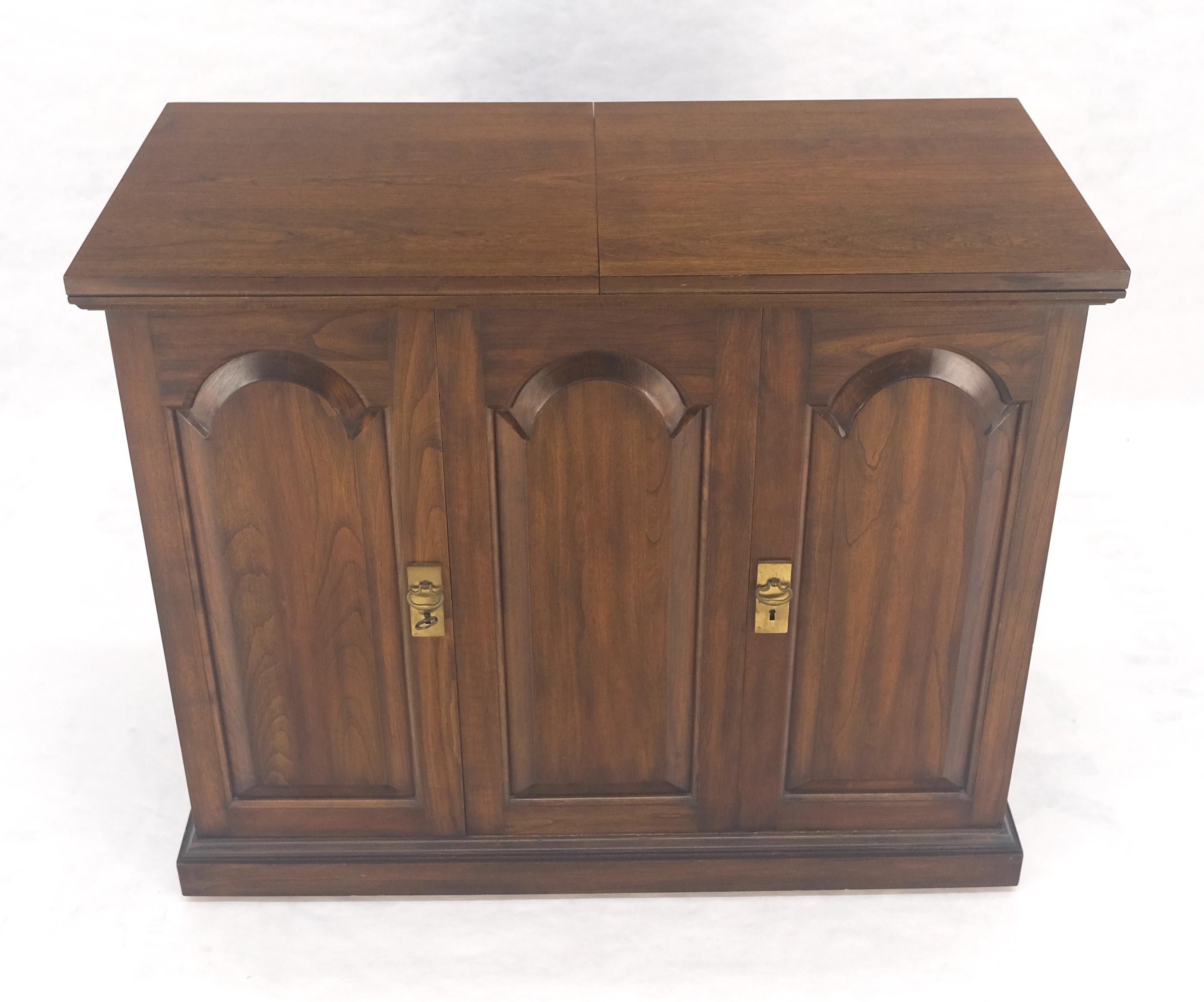 Solid Cherry Raised Panel Doors Liquor Bar Serving Flip Top Cabinet MINT!