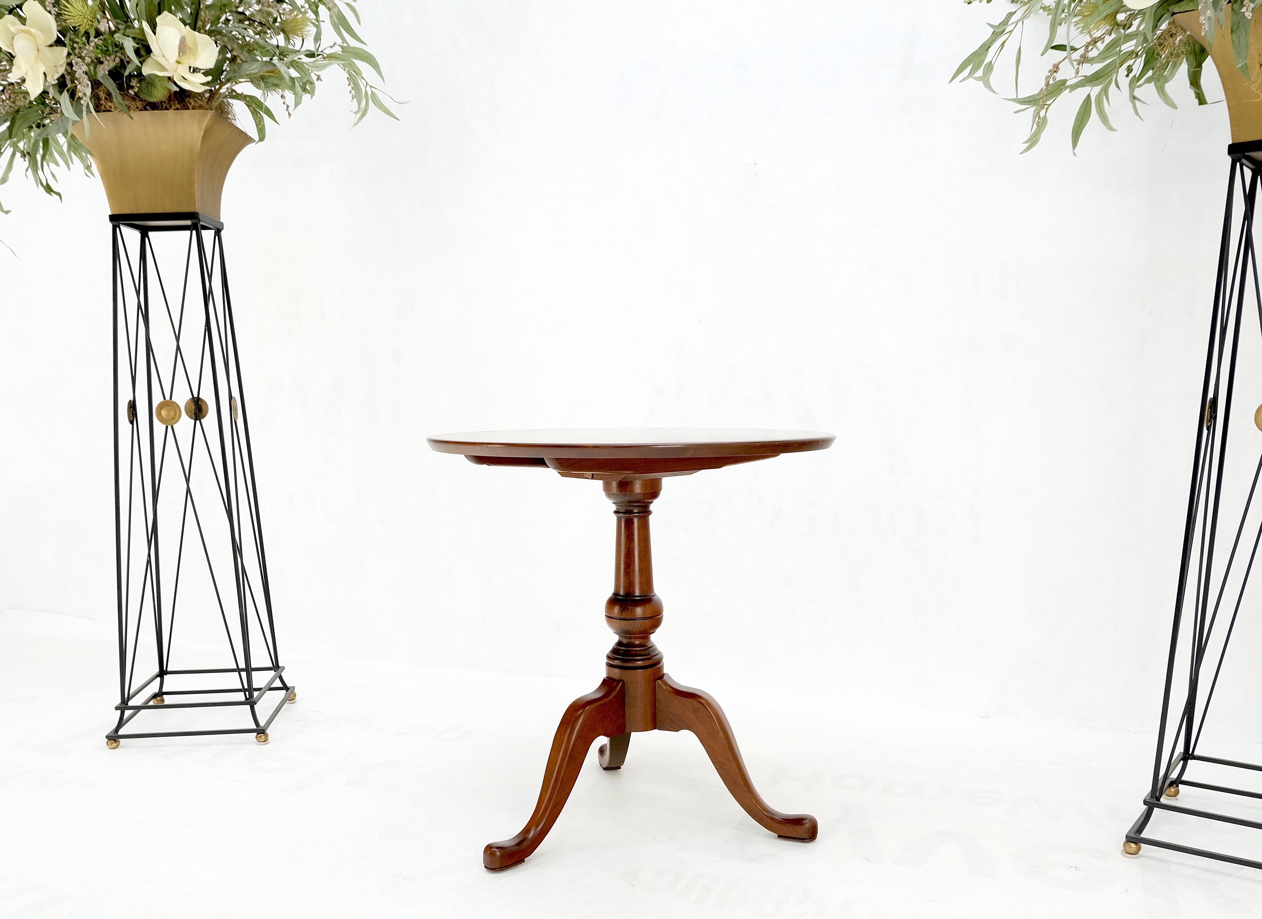 Mid-Century Modern Solid Cherry Tilt Top Tripod Base Lamp Table Mint! For Sale
