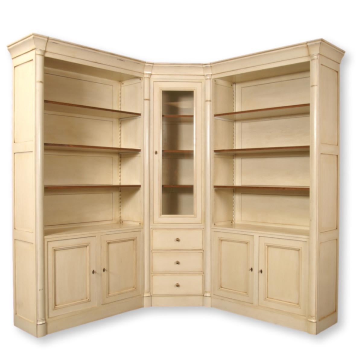 This bookcase is presented in cherry wood and can also be made in oak.

We can deliver it in 3 modules everywhere and also assemble the modules and install it directly at your place if the delivery takes place in France.

The modules used are