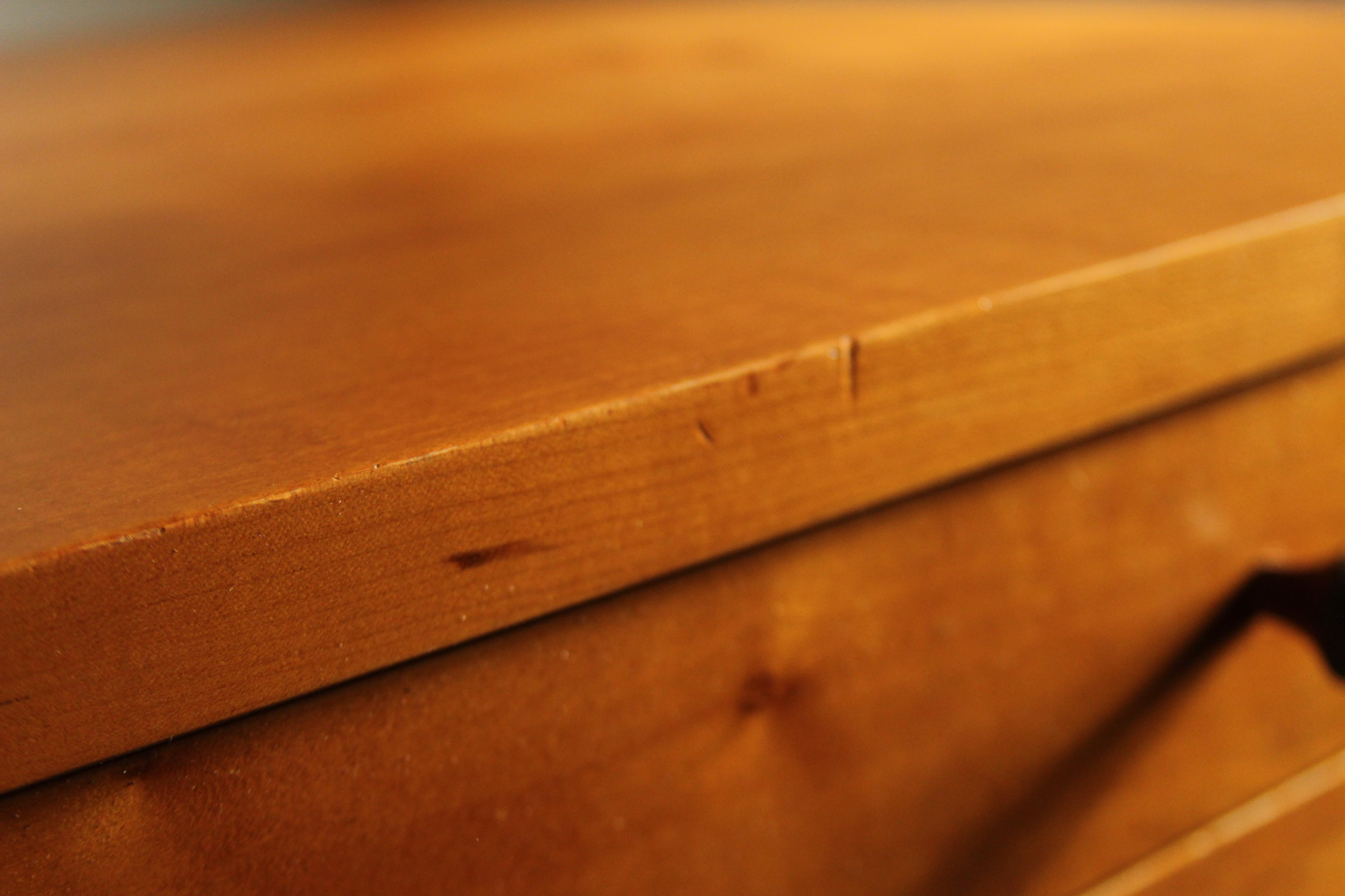 Coffre à 18 tiroirs en merisier massif de Sir Terence Conran pour Benchmark Furniture 10