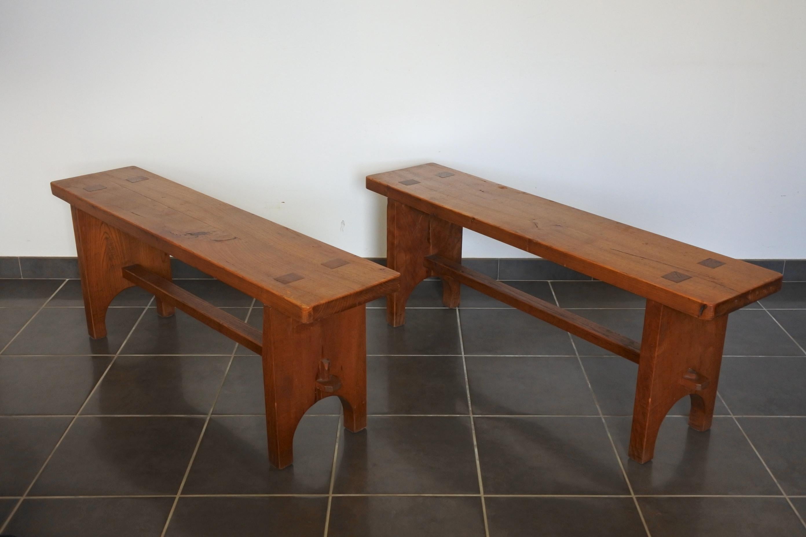 Handmade studio bench from a French woodworker.
Solid chestnut wood.
Made in the center of France (Lozere) in the 1970s.
Great patina, grain and craftsmanship.
2 available.
Ideal for a kitchen or even an entryway.