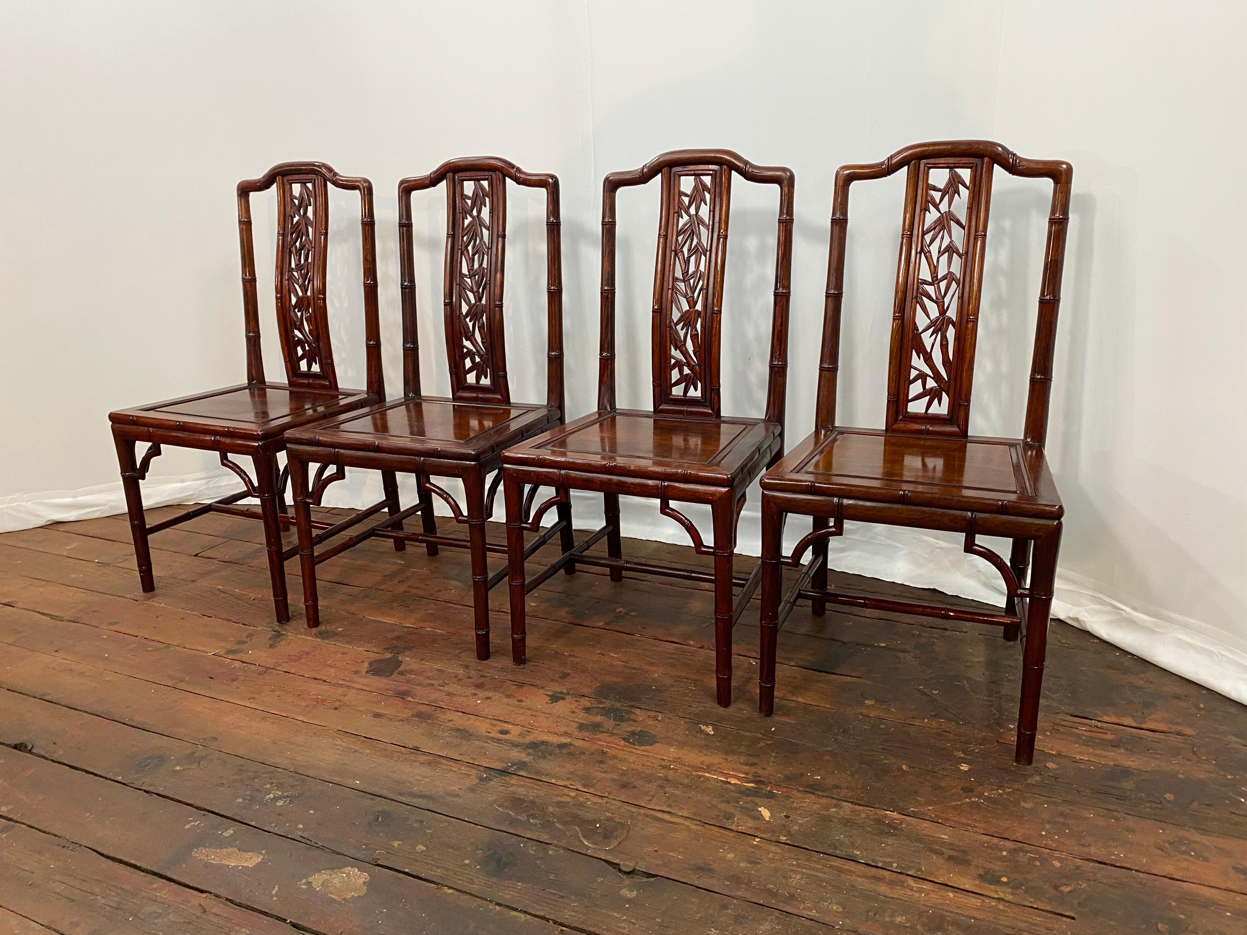Solid Chinese Rosewood Faux Bamboo Dining Chairs, Set of Four Posmoderno en venta