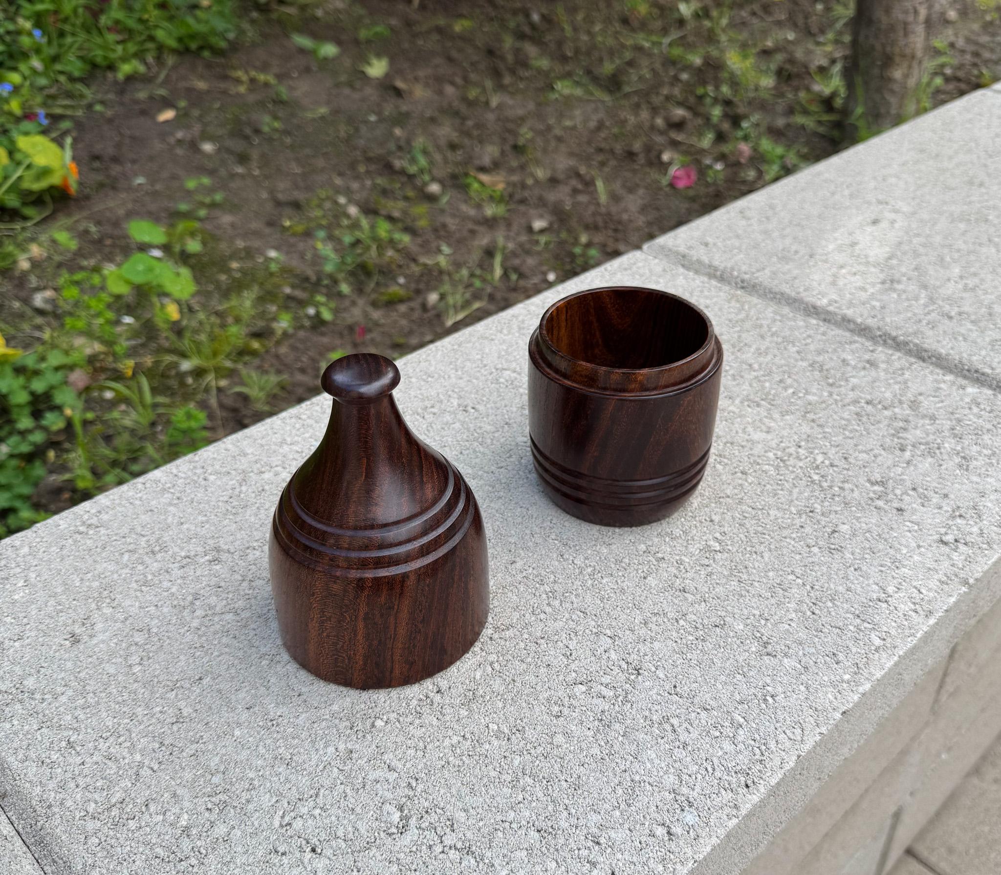 Solid Cocobolo Lidded Box, 20th Century For Sale 7