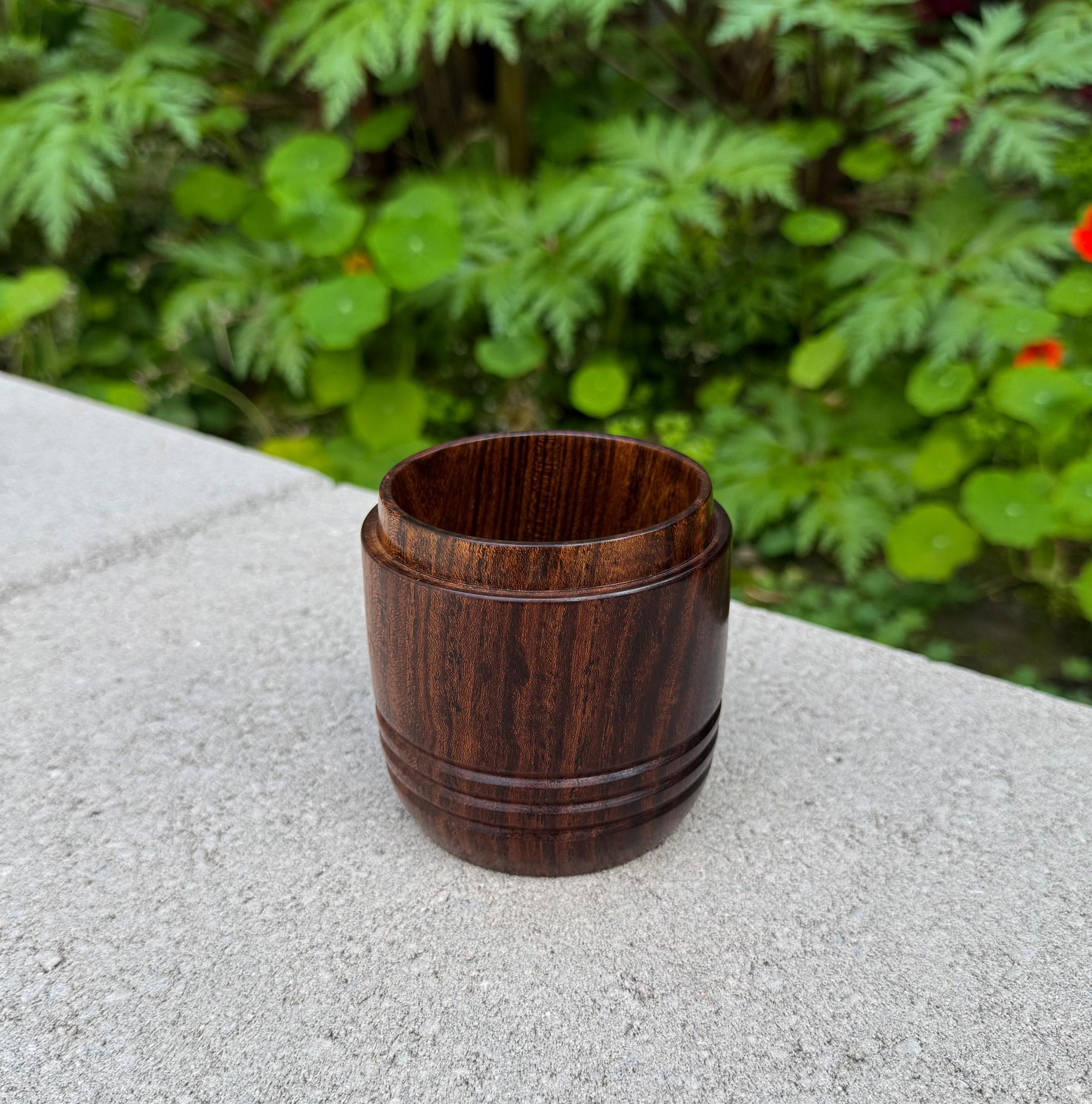 Solid Cocobolo Lidded Box, 20th Century For Sale 3