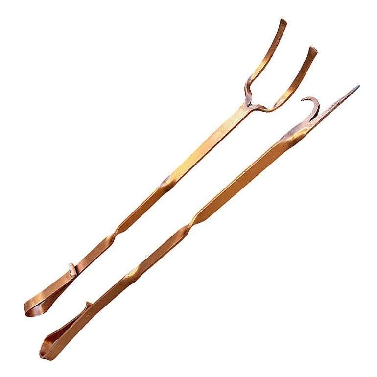 Tisonnier et pince en cuivre massif Art déco pour cheminée Outils Excellent état - En vente à Van Nuys, CA