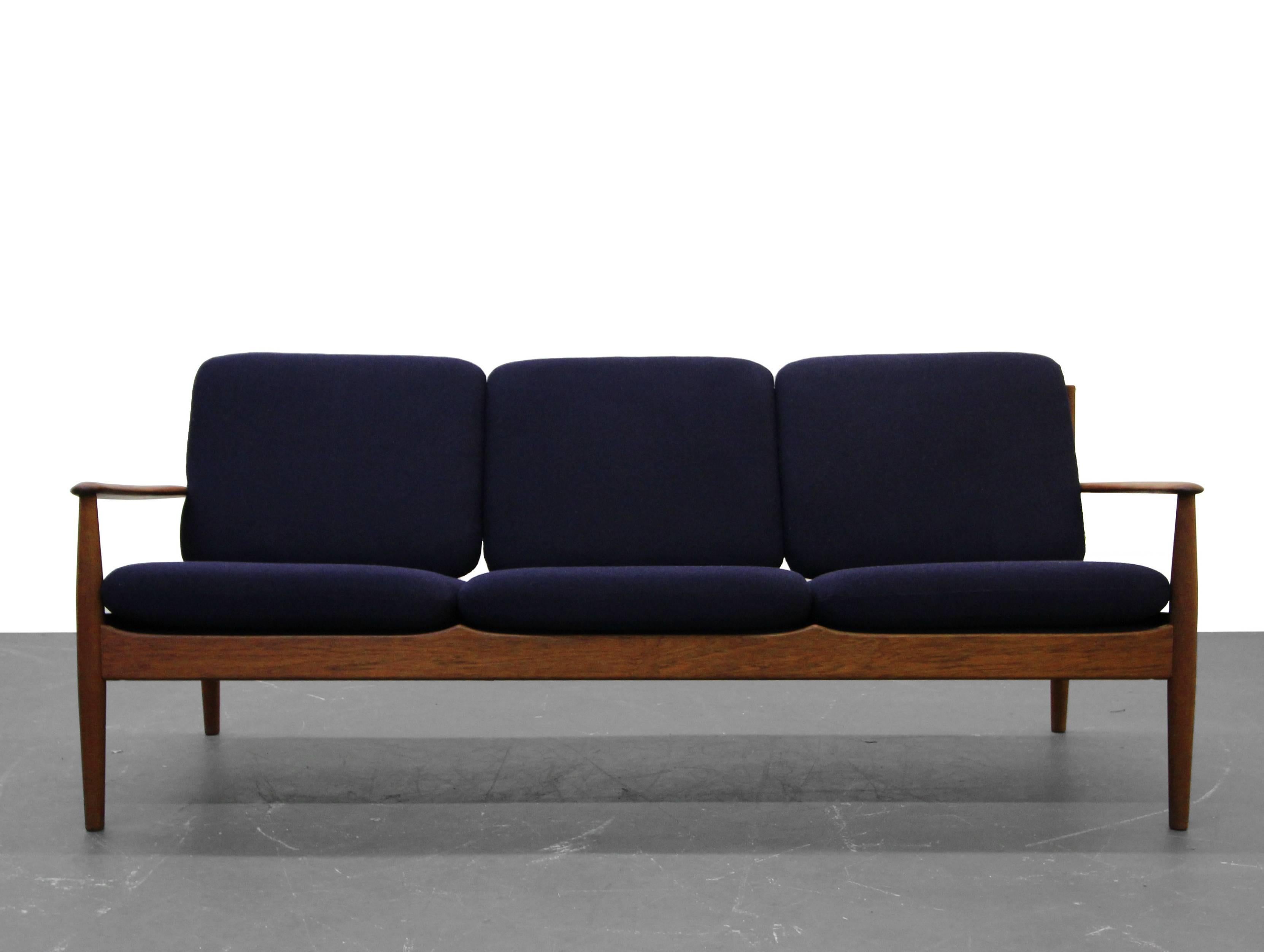 grete jalk sofa