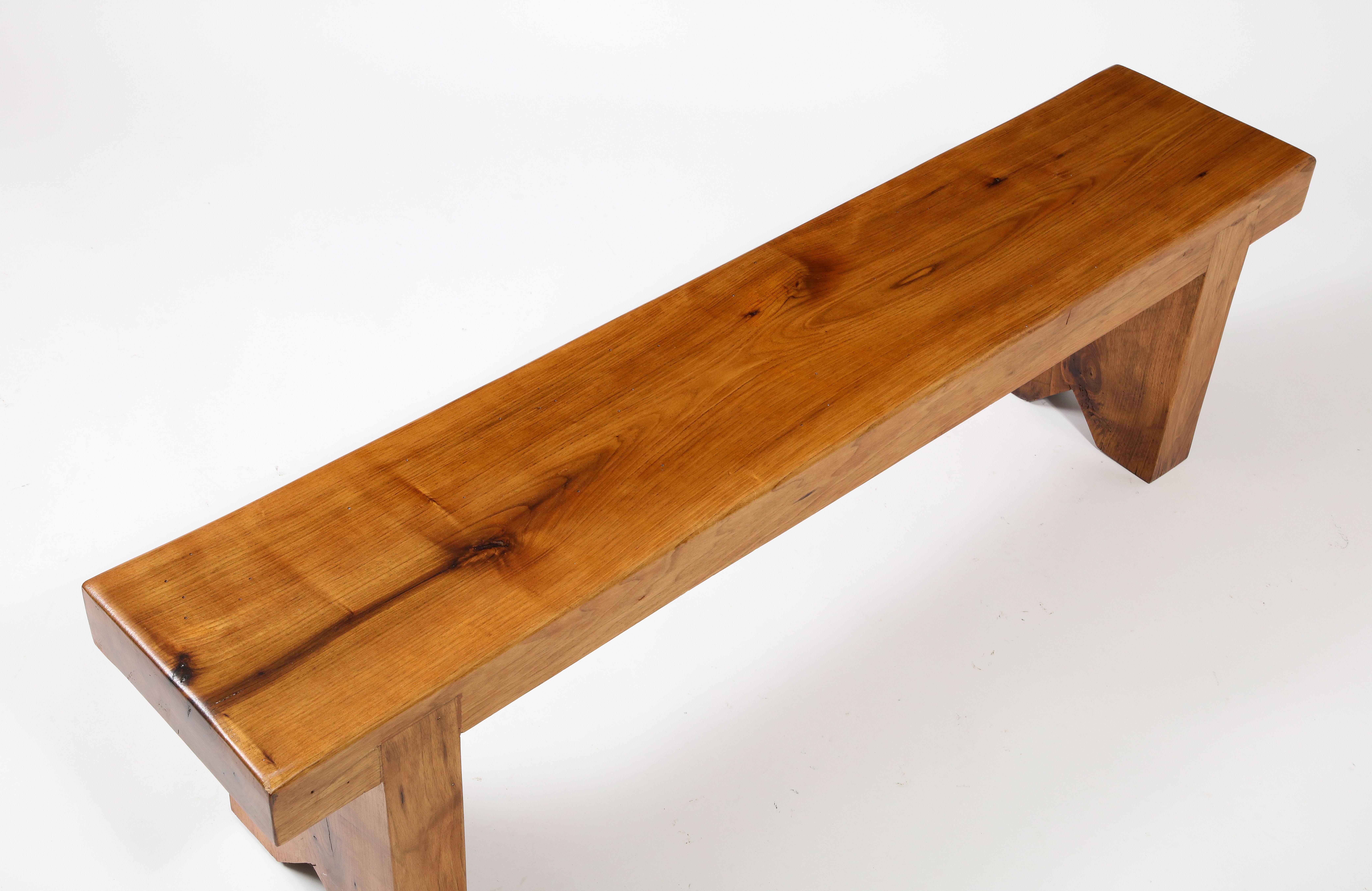 Brutalist Solid Elm Bench, France 1960's In Good Condition For Sale In New York, NY