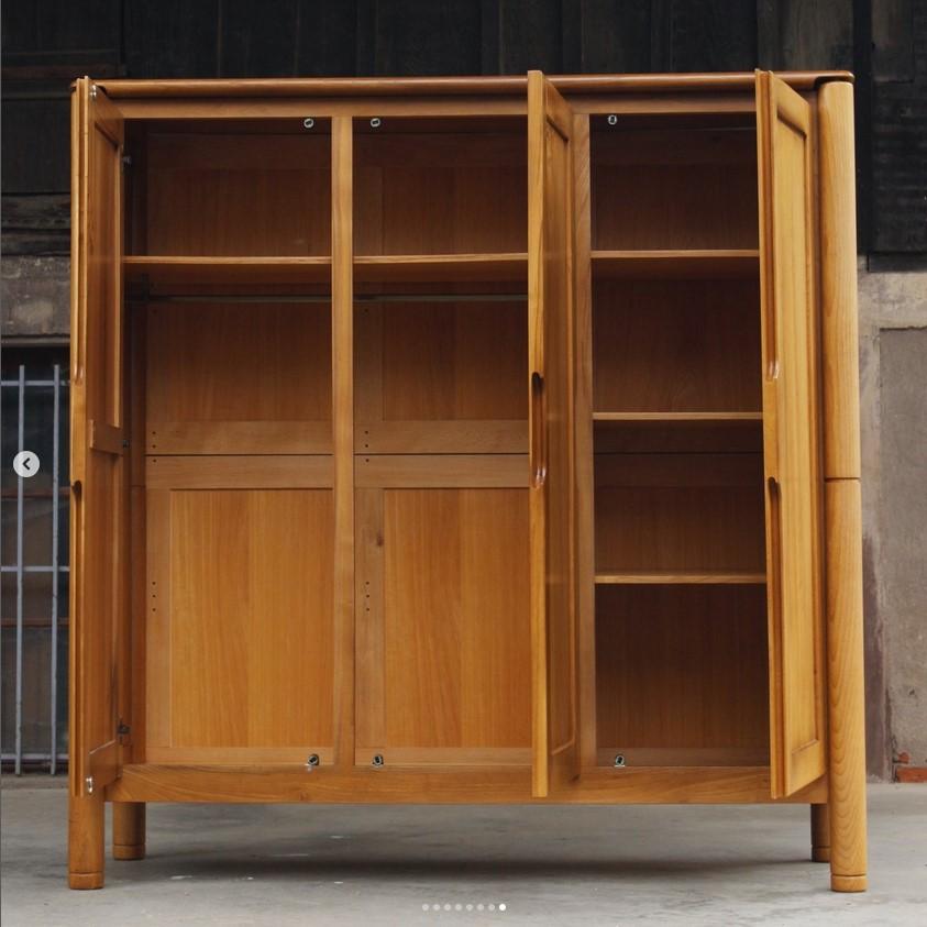 Solid elm cabinet in the style of Chapo, Maison Regain circa 1970  For Sale 1