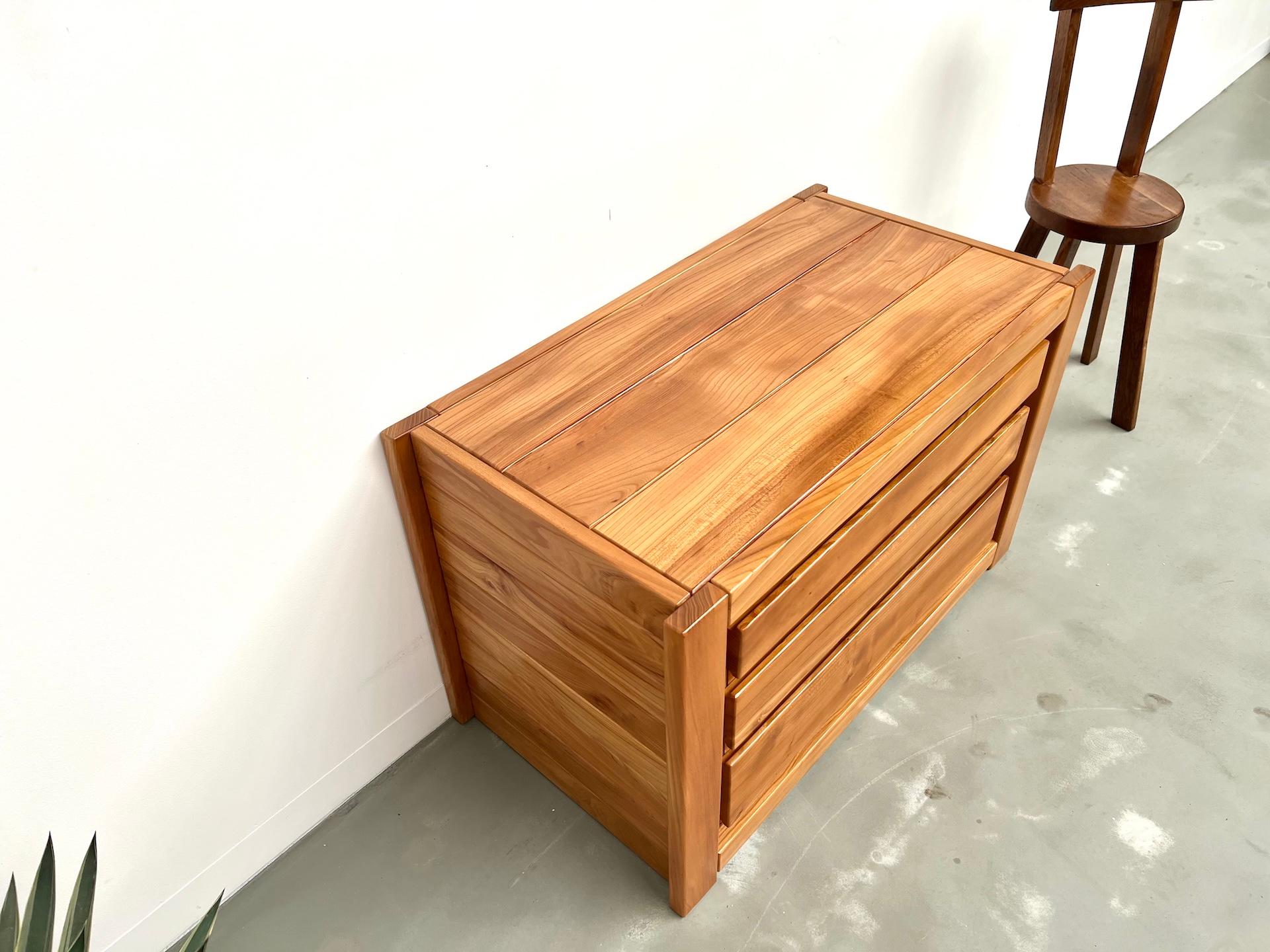 Solid elm chest of drawers by Maison Regain – circa 1970  Maison Lecan presents For Sale 3