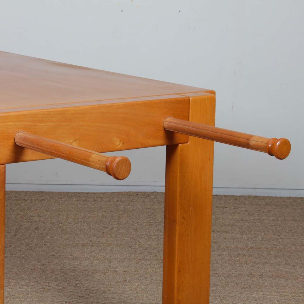 Elm Solid elm dining table for Maison Regain, 1980 For Sale