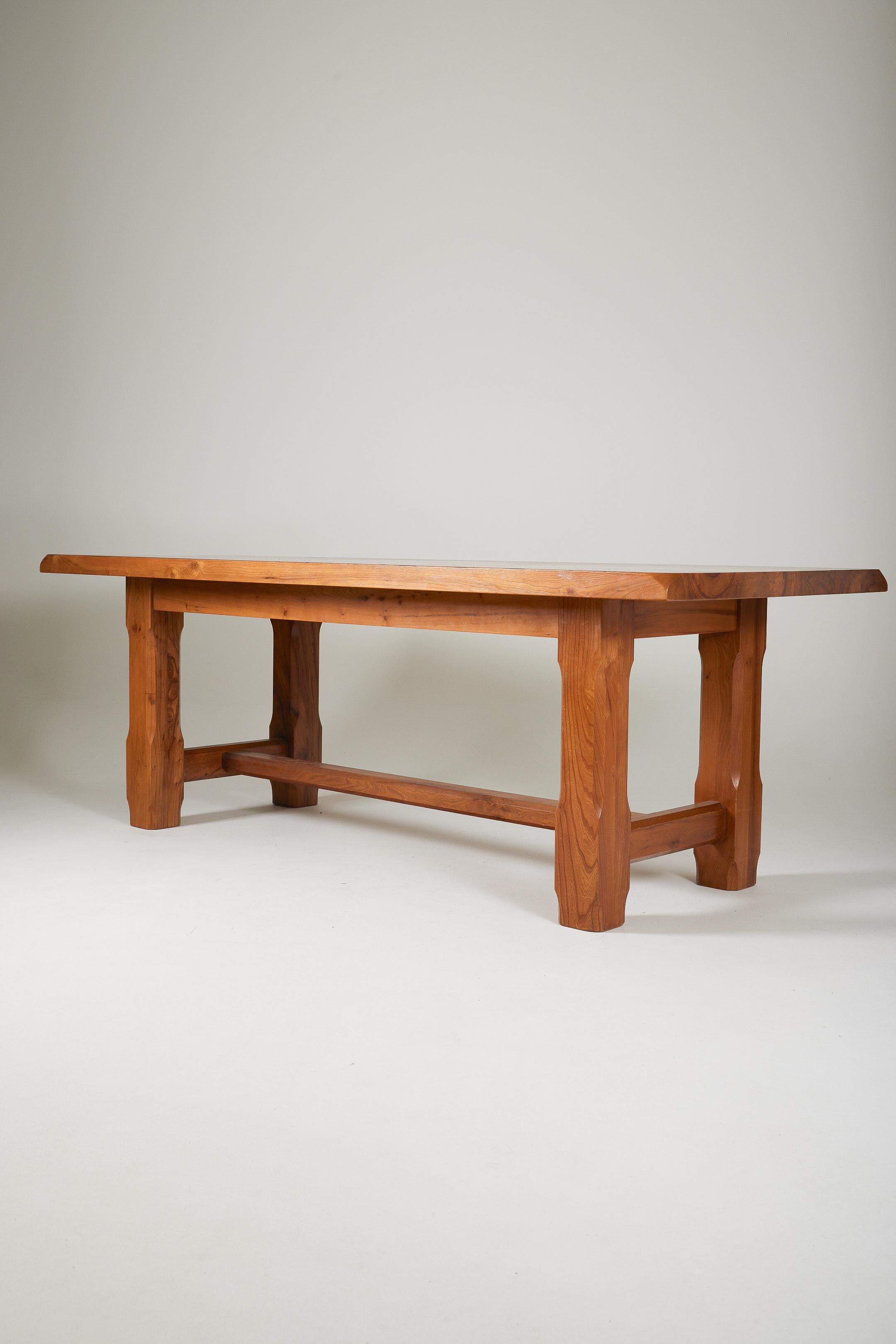 Solid elm dining table In Good Condition For Sale In PARIS, FR