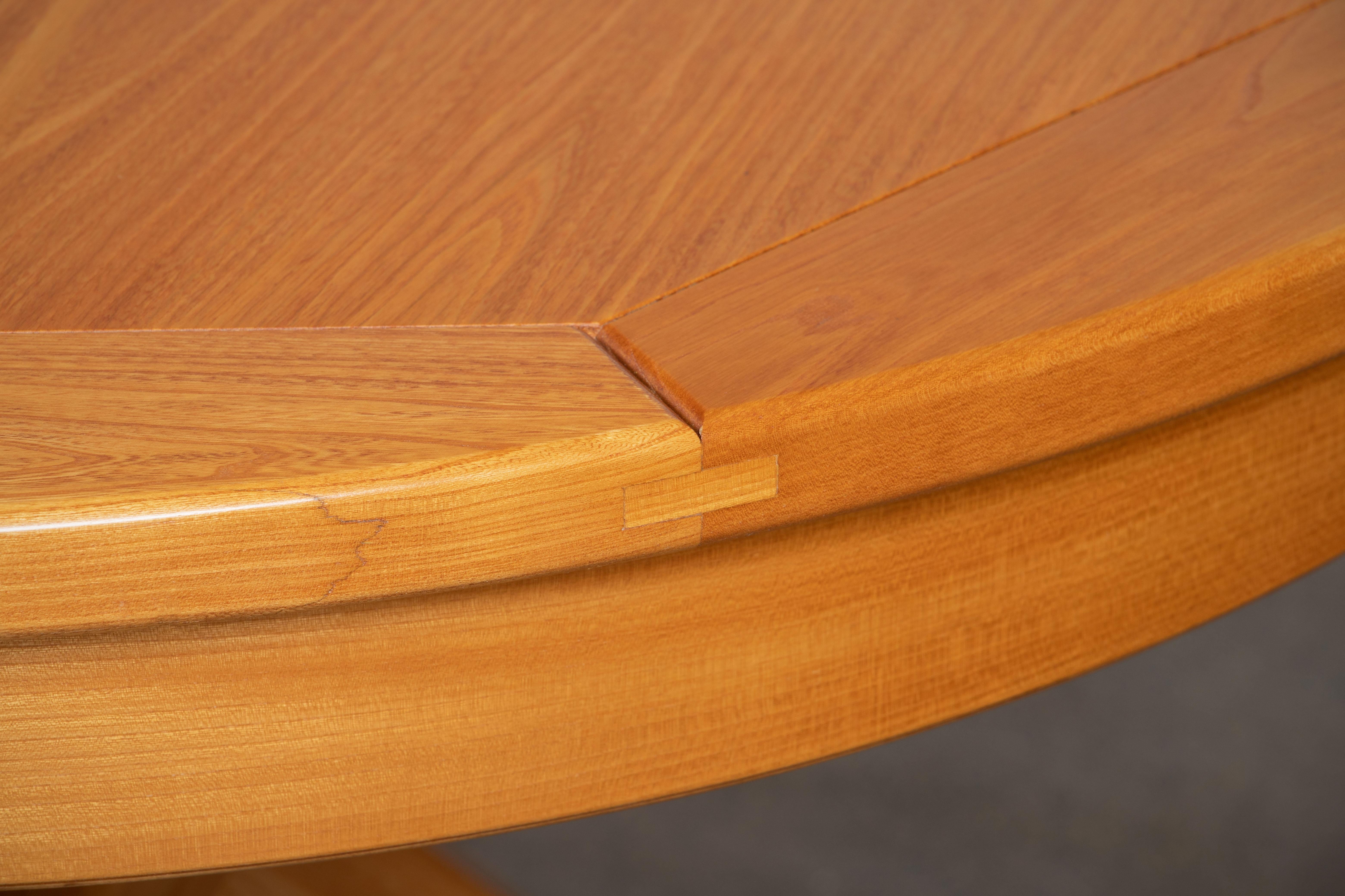 Pierre Chapo Style Circular Elm Dining Table For Sale 2