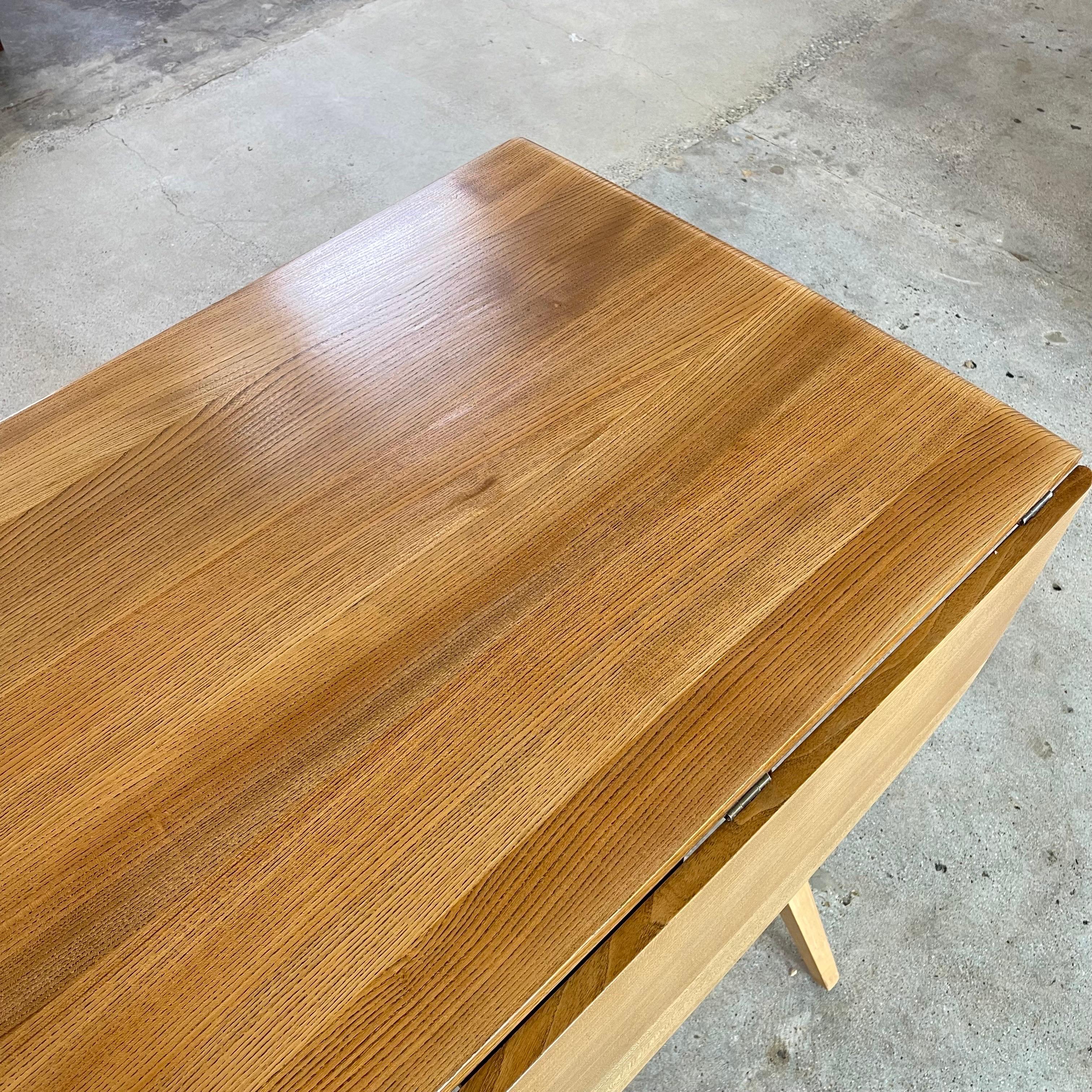 Solid Elm Drop Leaf Table by Ercol In Good Condition In Dallas, TX