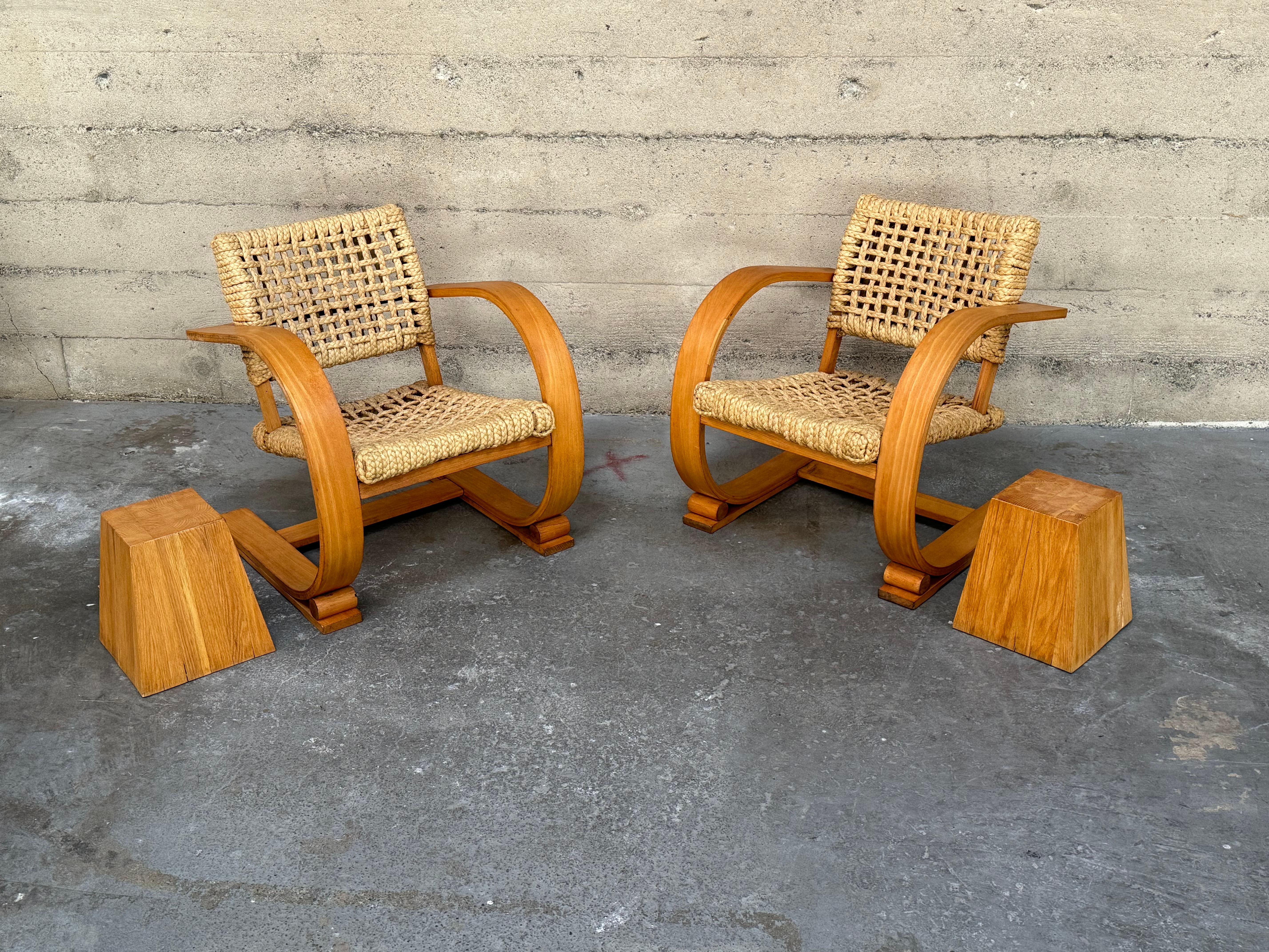 Solid Elm Side Tables / Pedestals from Denmark 1