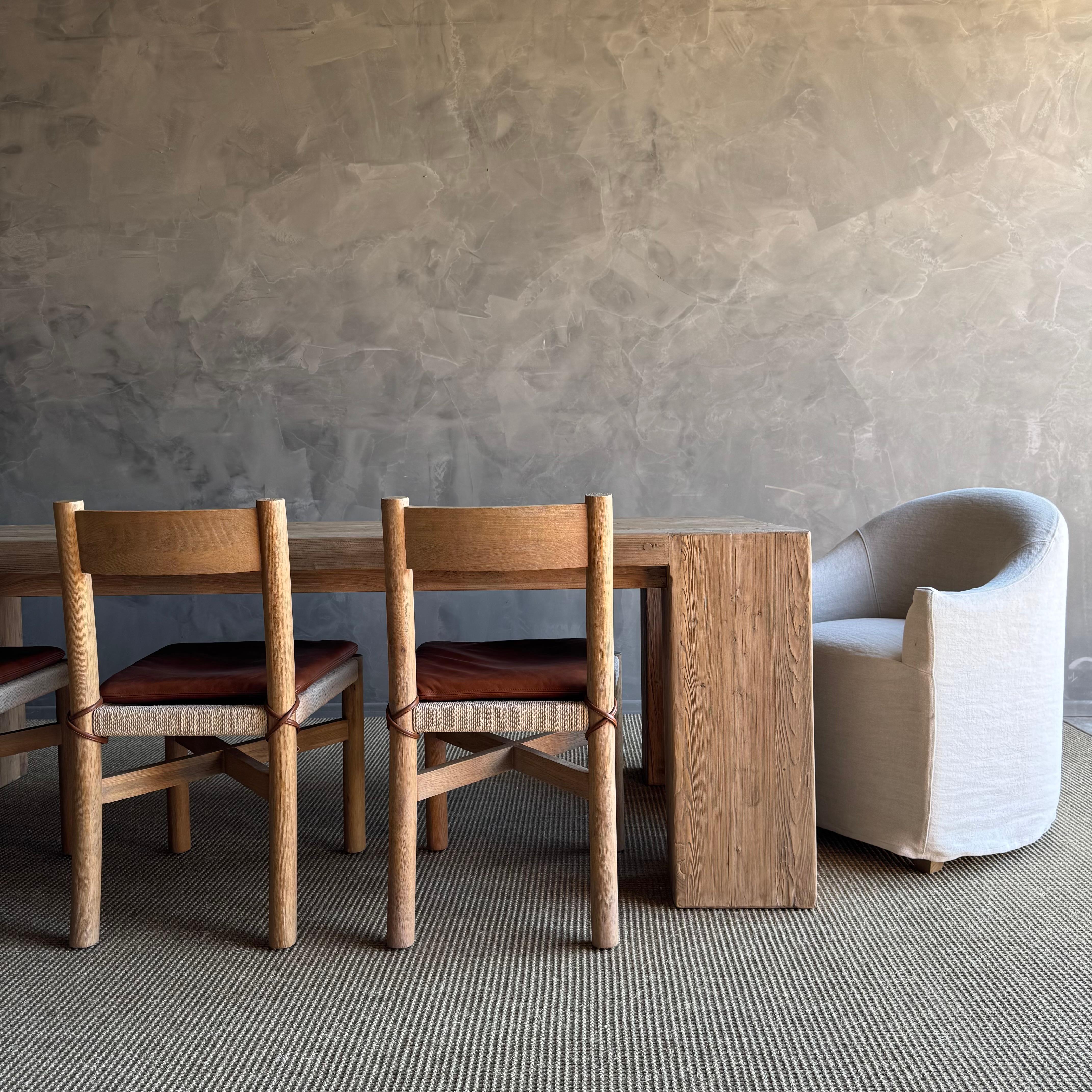 Mesa de comedor de madera maciza de olmo estilo viga elaborada con madera de olmo rústica recuperada en venta 6