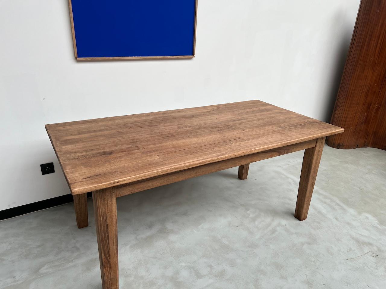 Solid french oak farm table, 1970s In Good Condition For Sale In LYON, FR