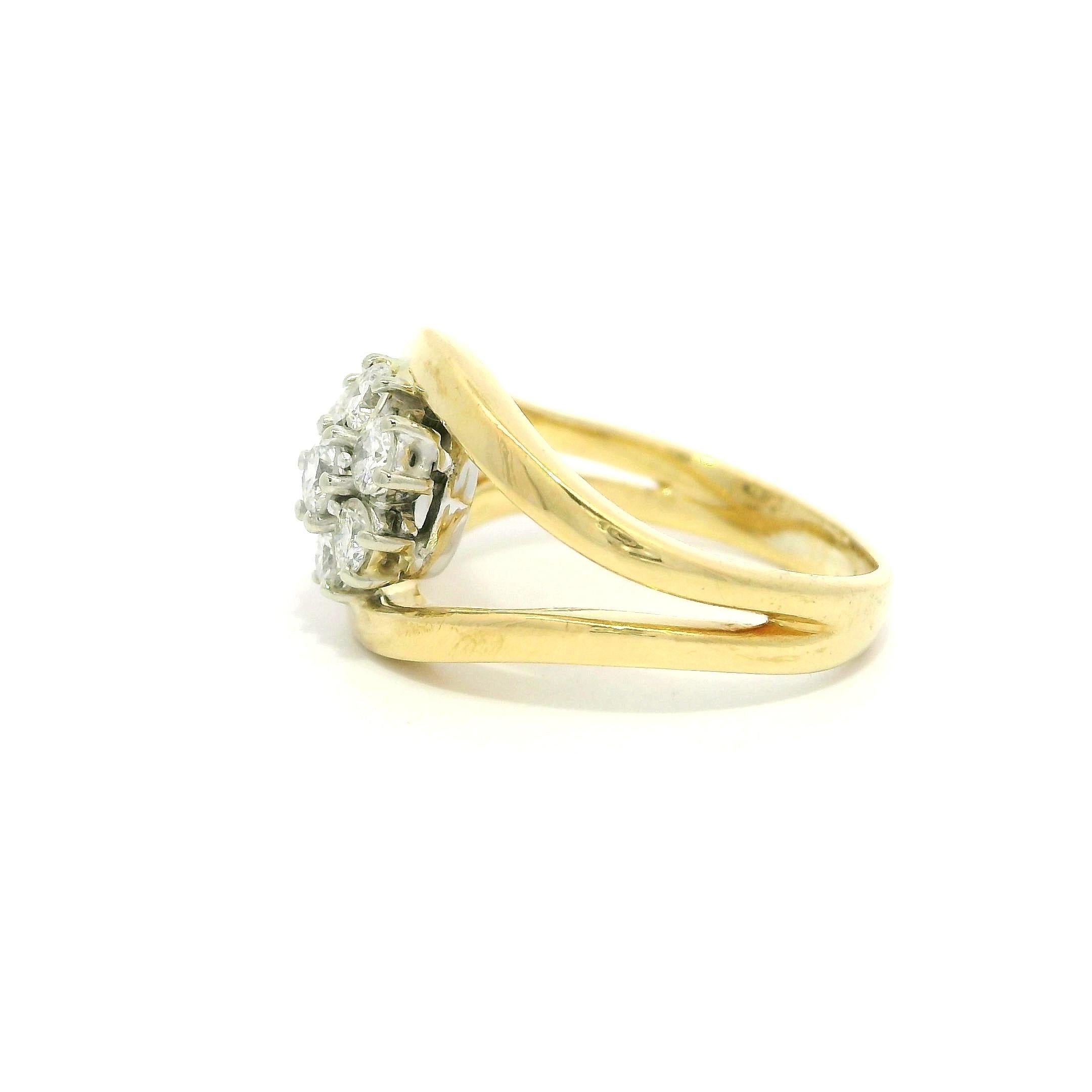 Massiv Gold 0,38ctw Diamond Flower Cluster Split Shank Ring Band im Zustand „Hervorragend“ im Angebot in Montclair, NJ