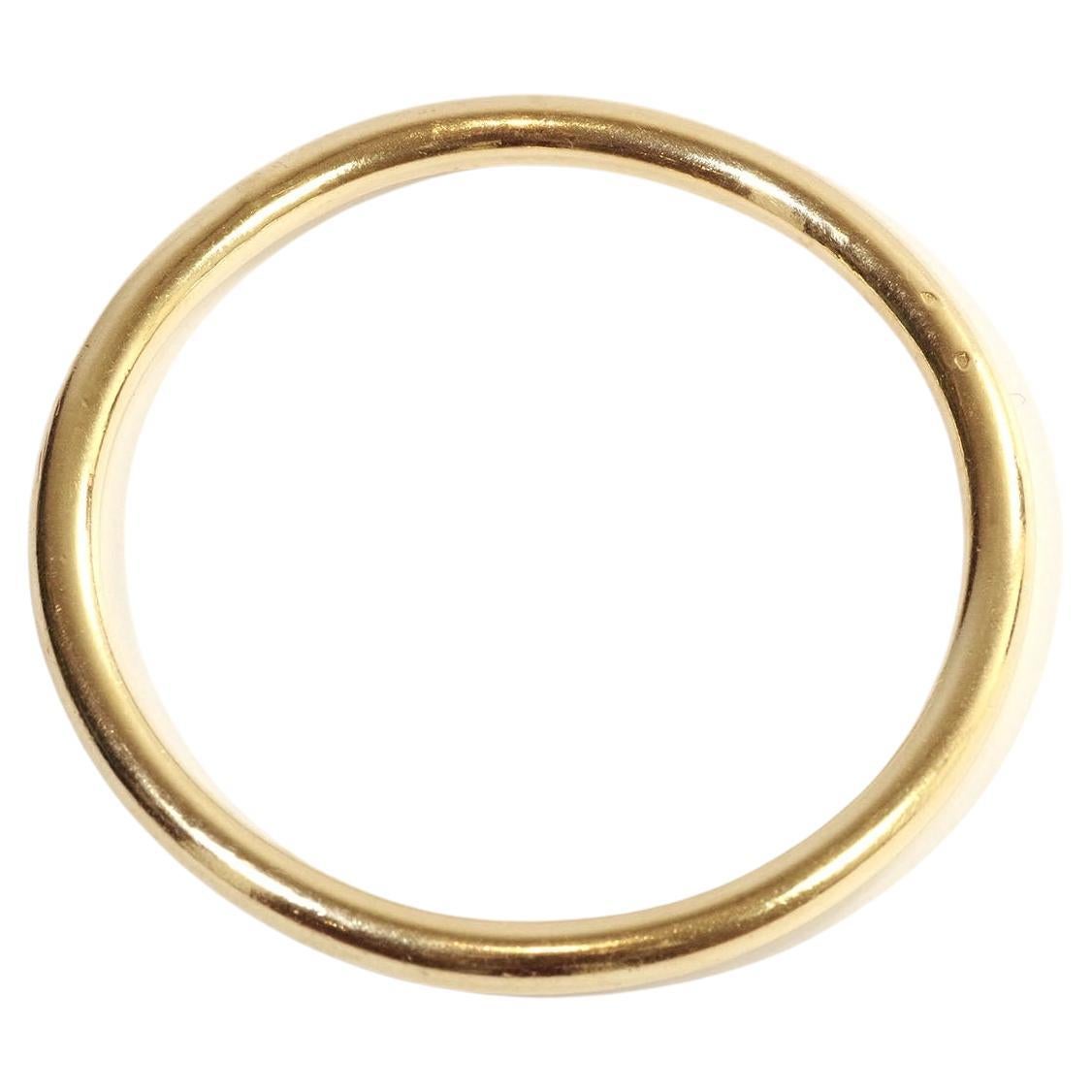 Solid gold bangle bracelet in 18k gold For Sale