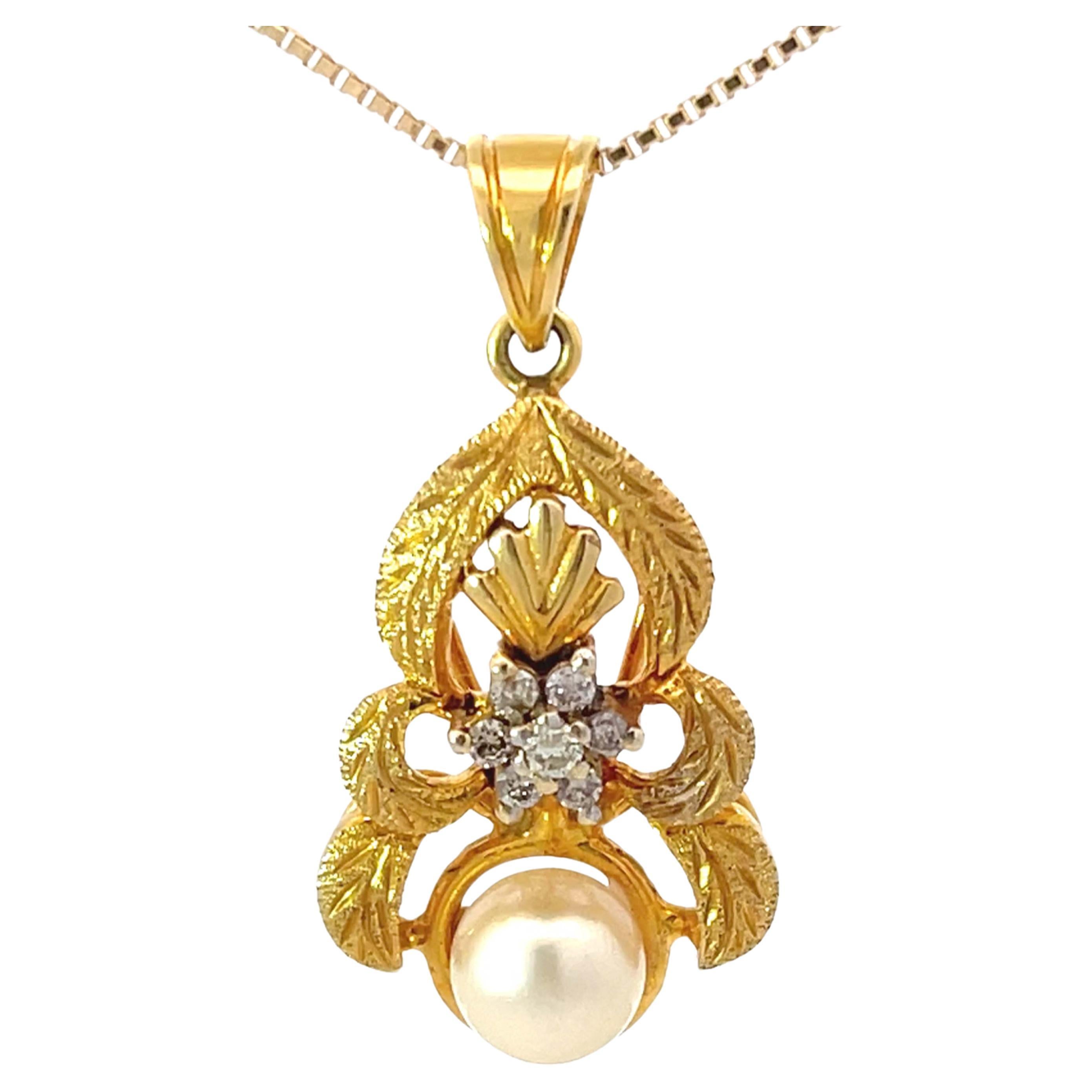 Solid Gold Diamond Pearl Pendant Necklace