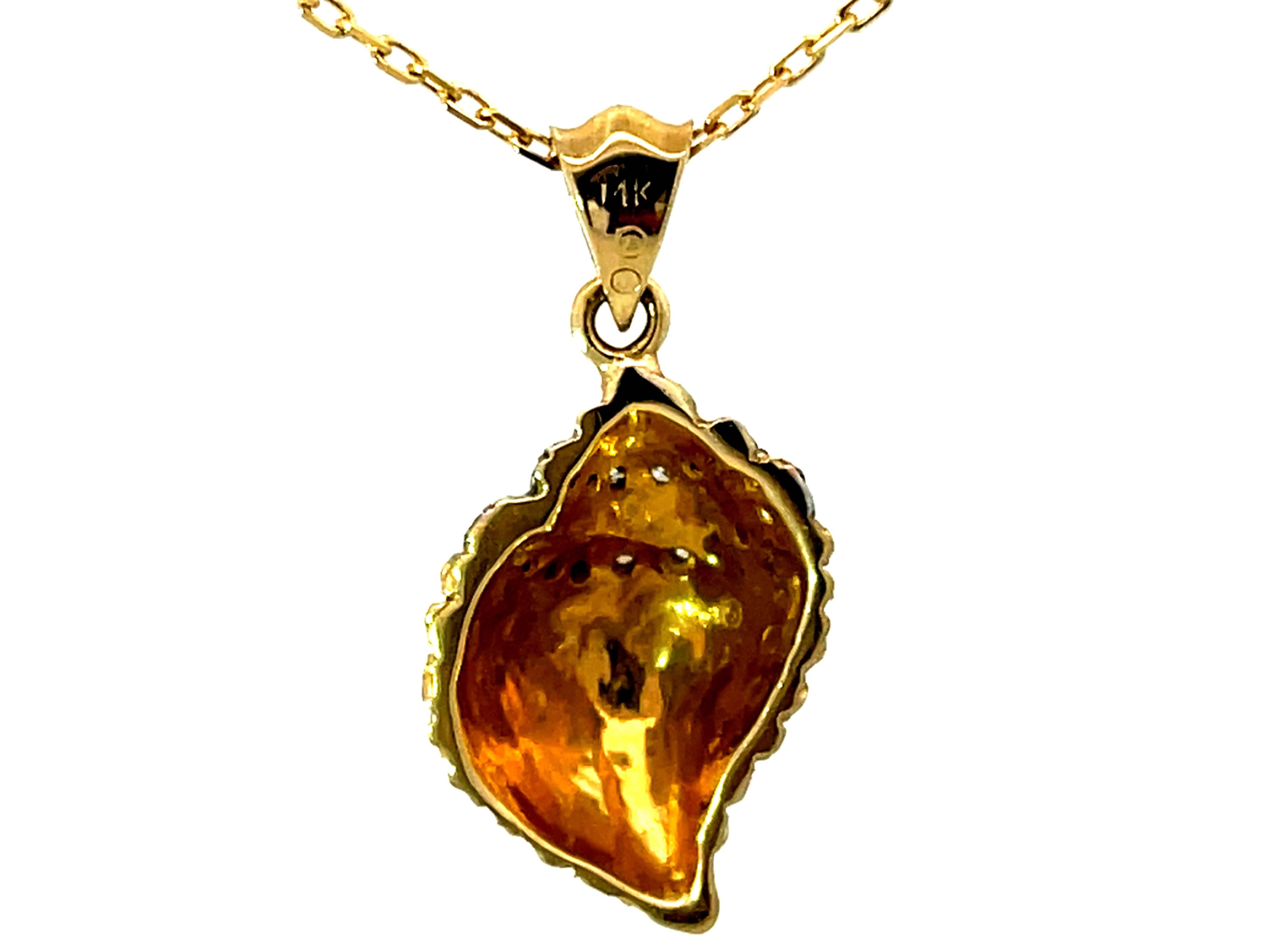 Solid Gold Diamond Seashell Pendant Necklace For Sale 1