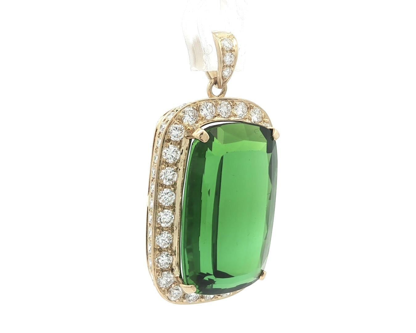 Pendentif en or massif GIA 28.51ctw Top Color Vivid Green Tourmaline Cushion Diamond en vente 3