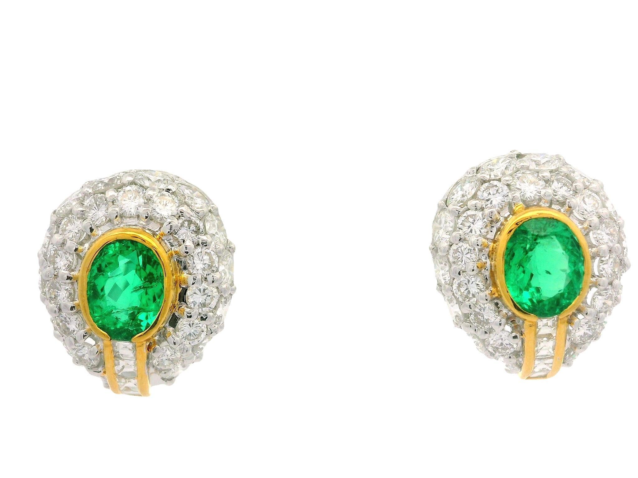 Pendiente de oro macizo GIA 7,52 ctw Esmeralda colombiana y diamante con botón de clip en venta 7