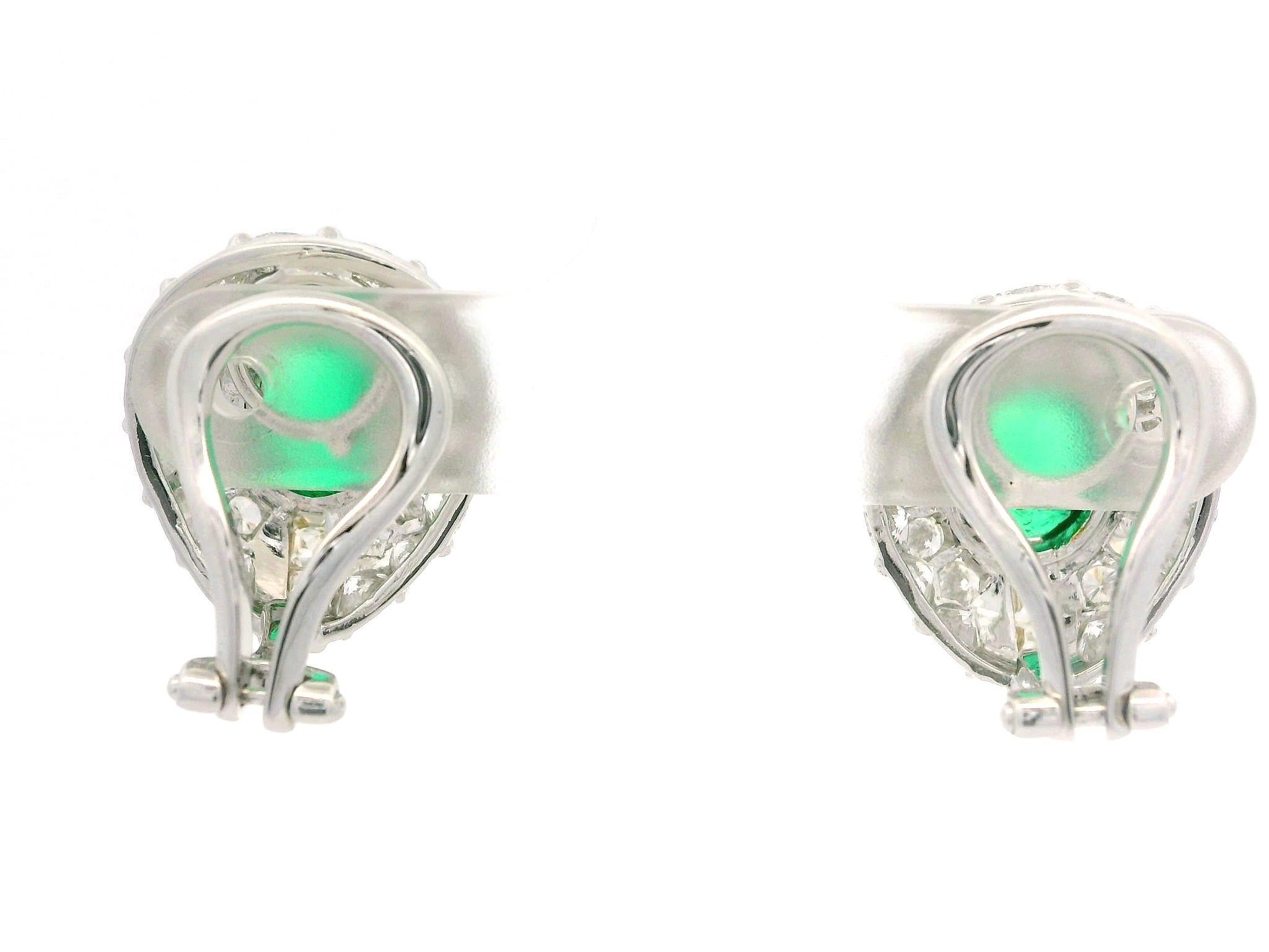 Pendiente de oro macizo GIA 7,52 ctw Esmeralda colombiana y diamante con botón de clip en venta 3