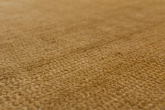 Tappeto per l'area contemporanea intrecciato a mano Solid Golden Mohair Gobisans by Joseph Carini