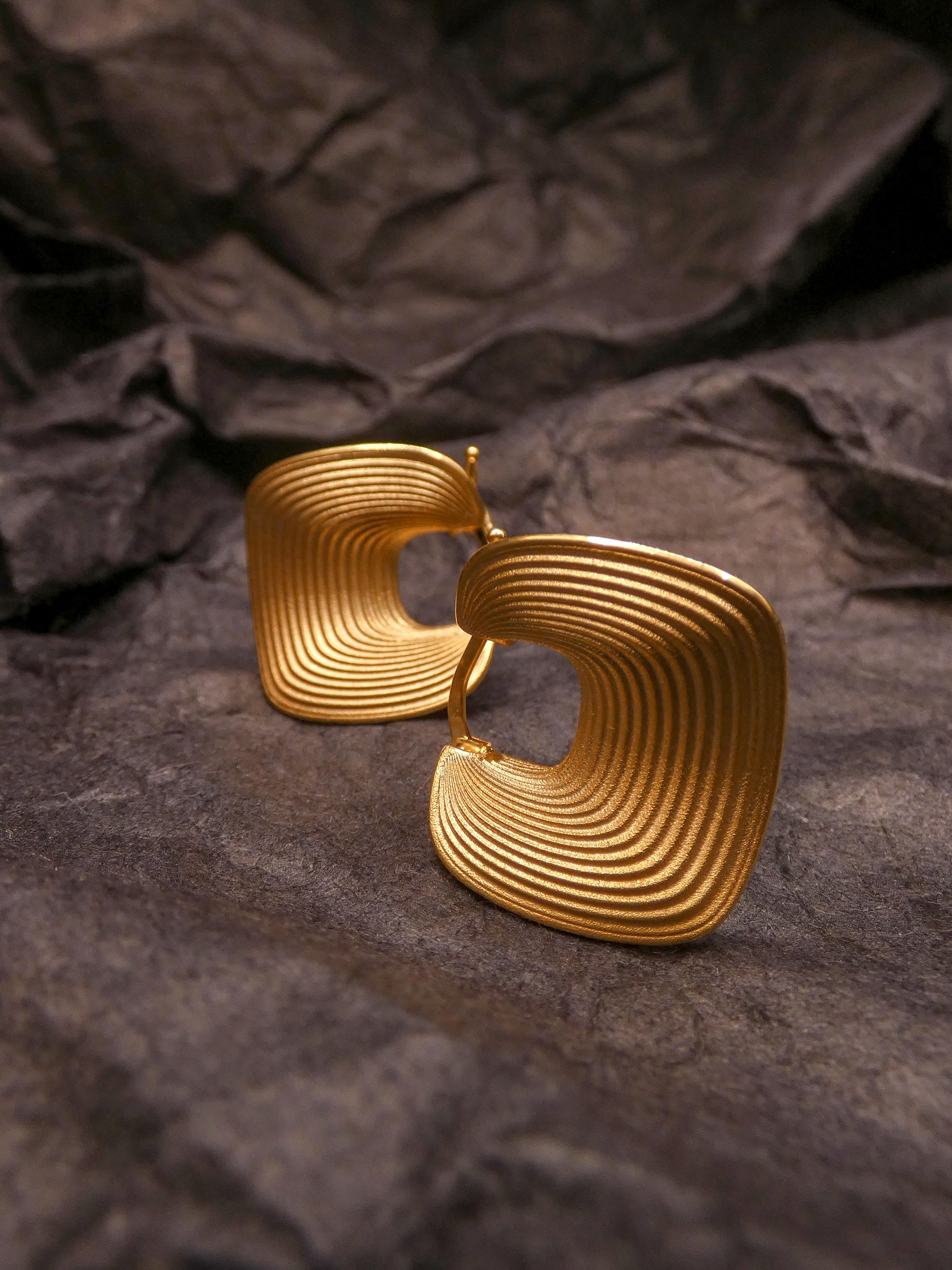 18k Solid Gold Hoop Earrings Made in Italy by Oltremare Gioielli For Sale 5