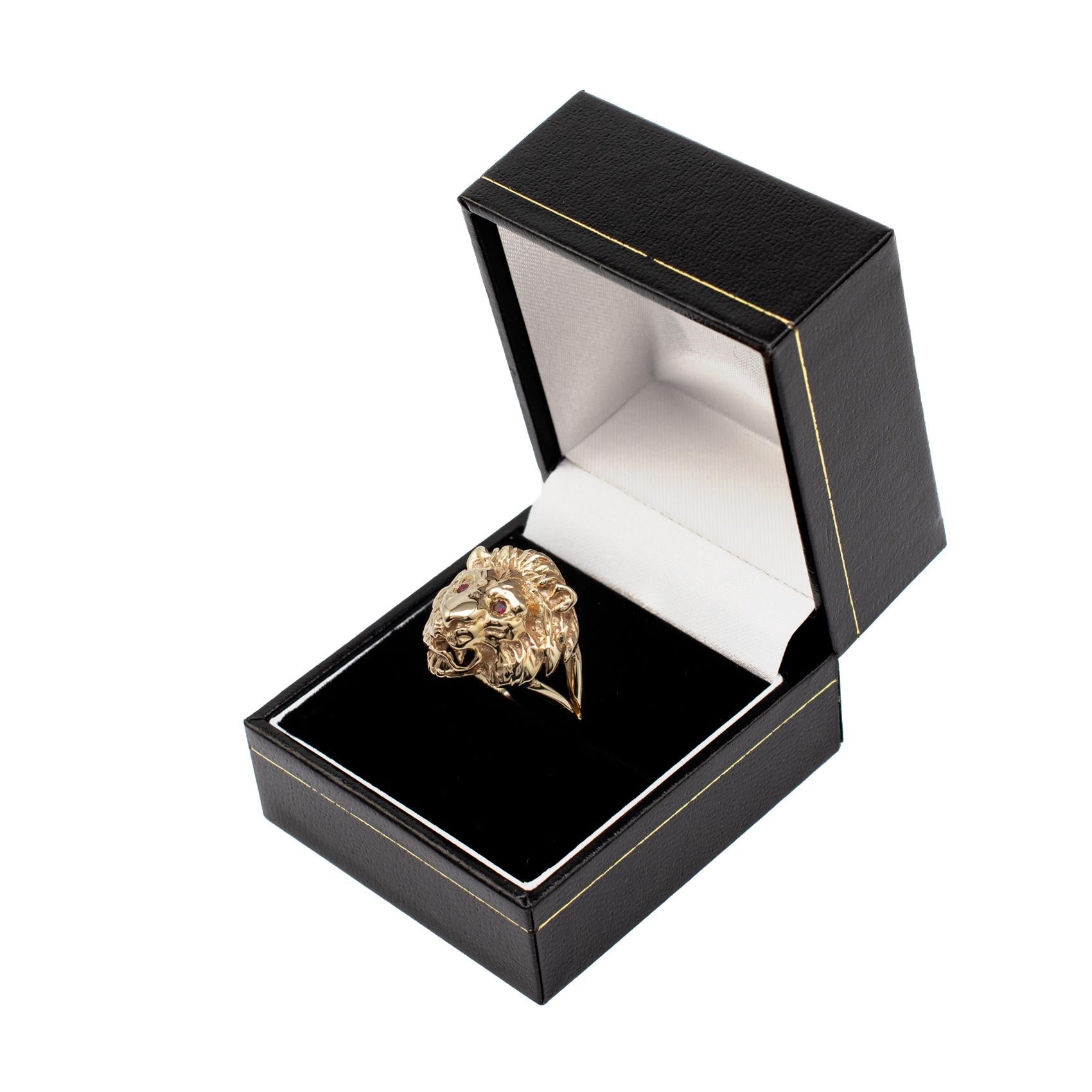 Women's or Men's Solid Gold Lion Ring Ruby Eyes, UK Hallmarks - Size 8, Unique Animal Jewelry