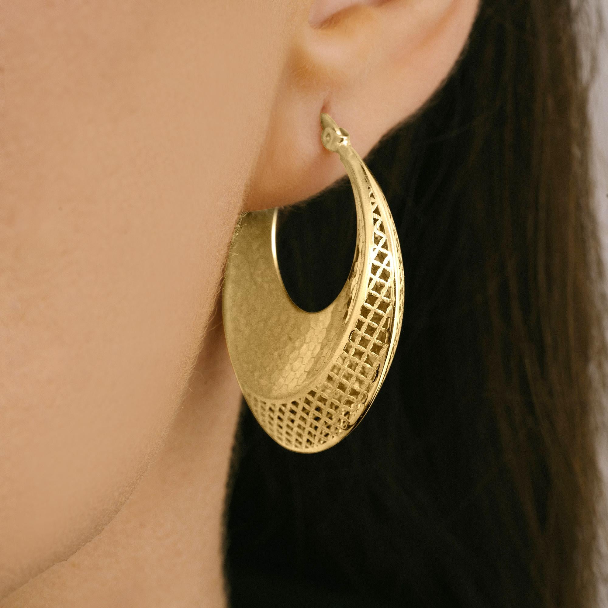 Women's or Men's Honeycomb Cage Big Hoop Earrings 14 Karat Solid Gold Maximalist Handmade For Sale