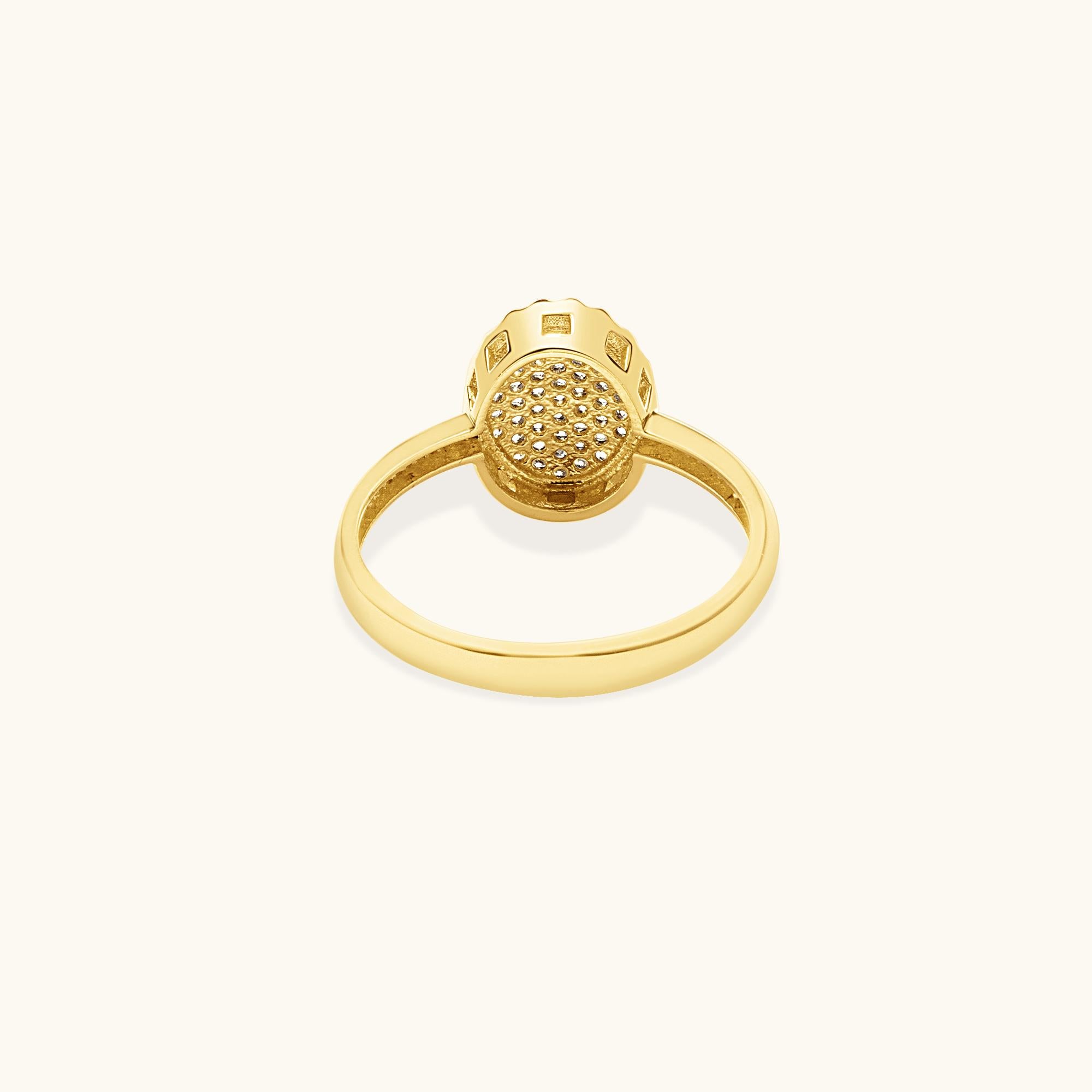 Anello impilabile con pavé ovale di zirconi in oro massiccio 14 carati In condizioni Nuovo in vendita a Patchogue, NY