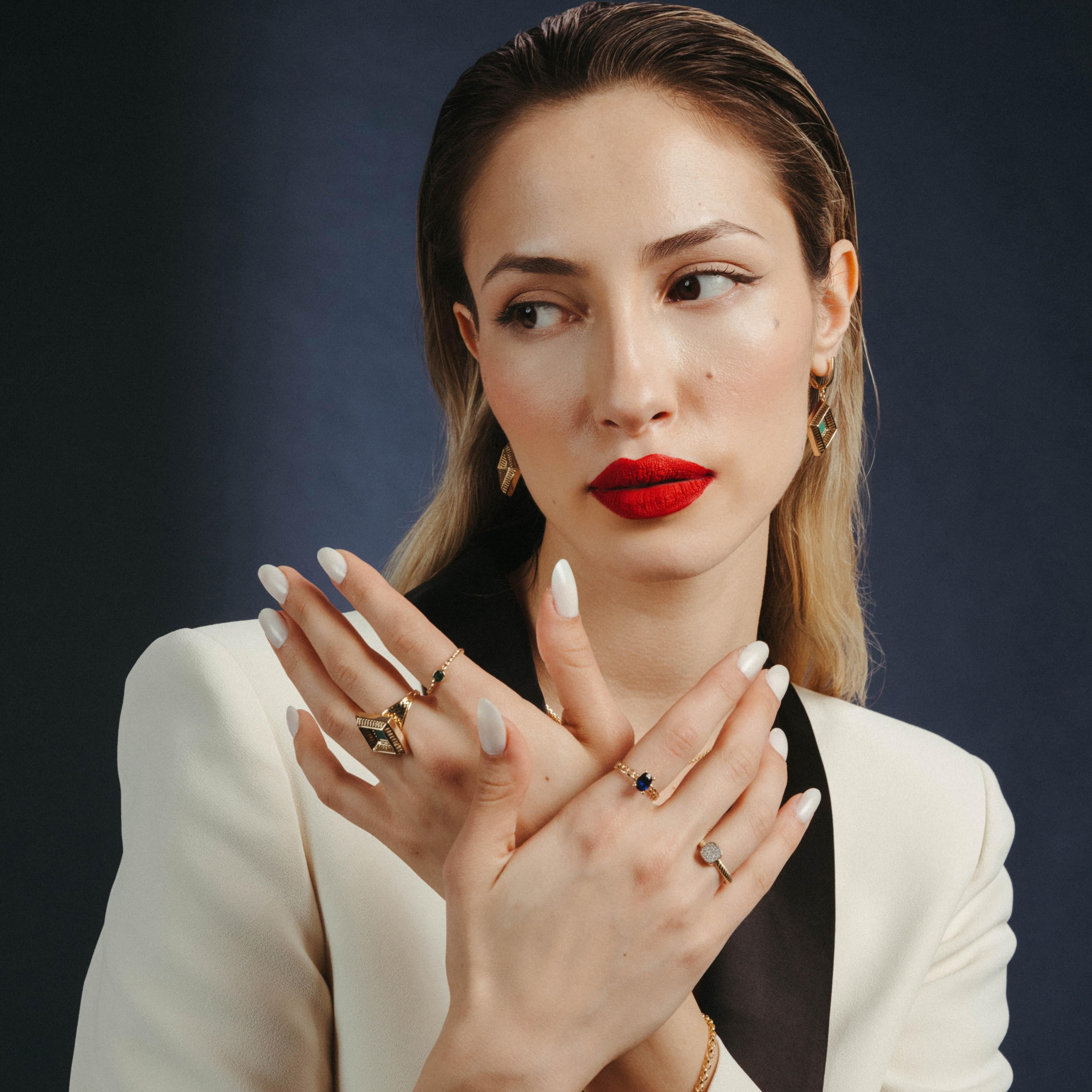da uomo o donna Catena di pietre preziose blu scuro con zircone Anello impilabile in oro massiccio minimalista  14 carati in vendita