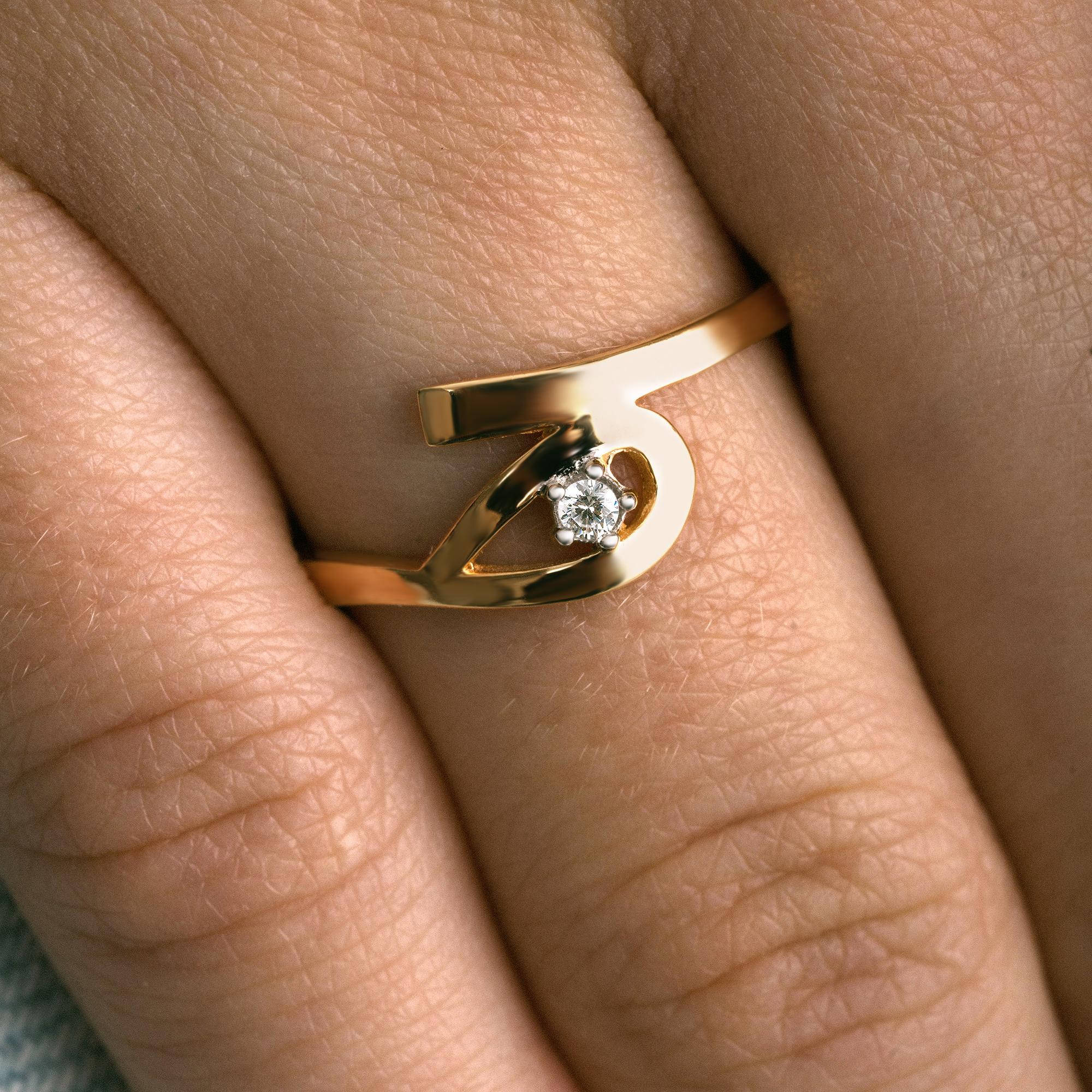 Exclusively crafted from genuine gold, Zelveti jewelry embodies purity and longevity. Available in 14 or 18 karat gold, Zelveti jewels are designed to whisper to your soul and carry forward your story across generations. The hallmark of 585 (14