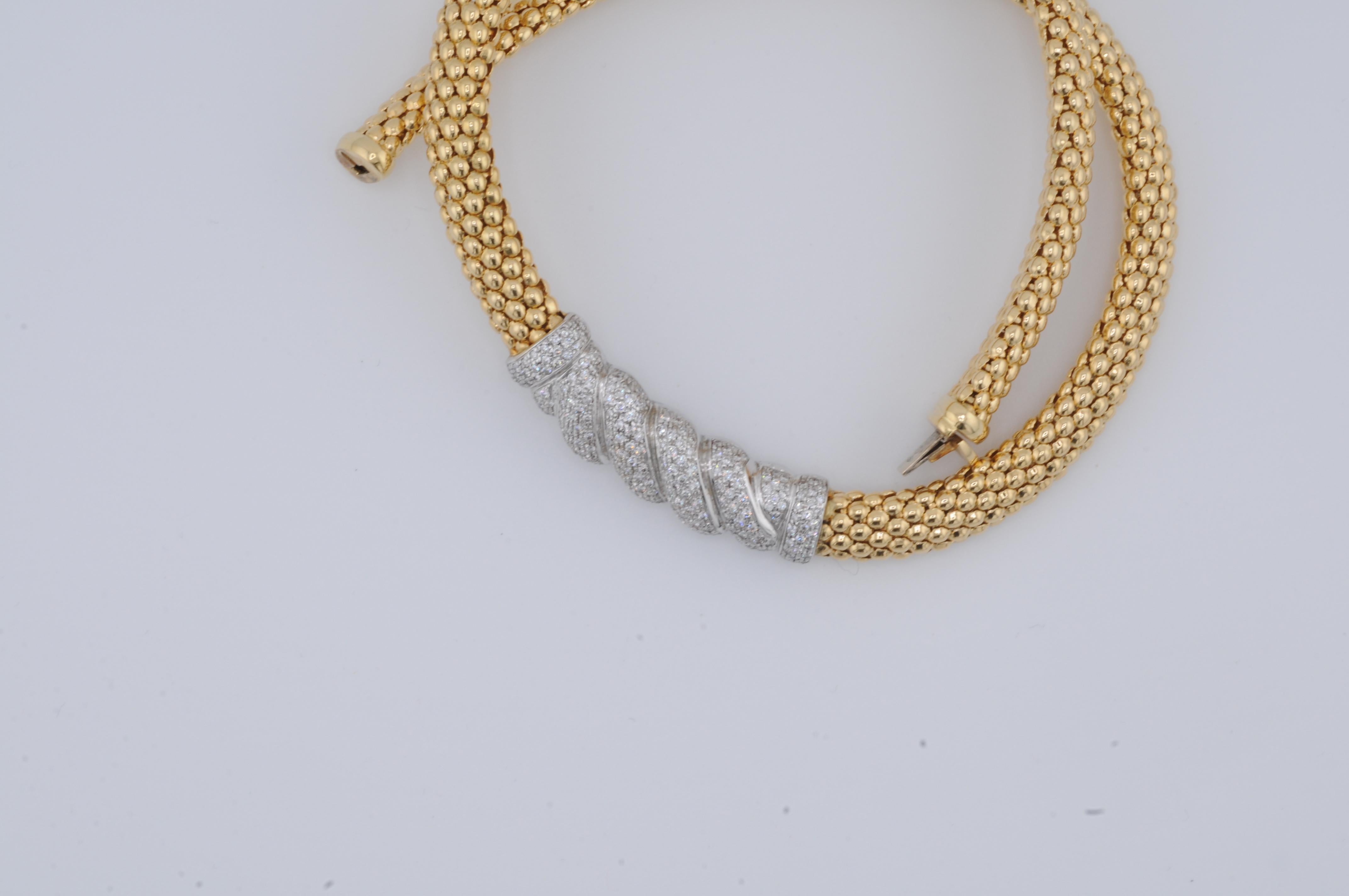 Solid Gold Necklace 18k Yellow Gold with Diamonds For Sale 4