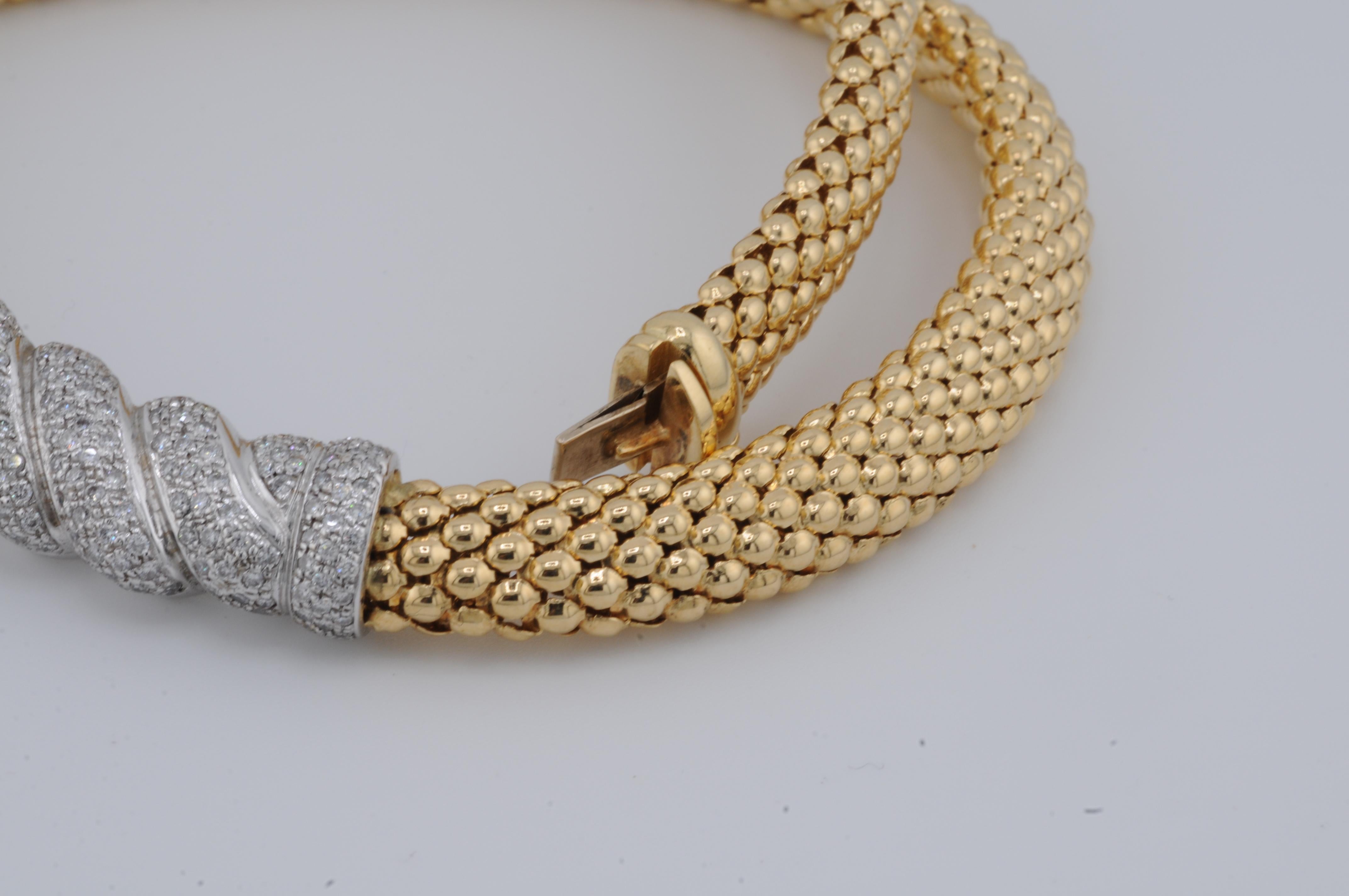 Solid Gold Necklace 18k Yellow Gold with Diamonds For Sale 6