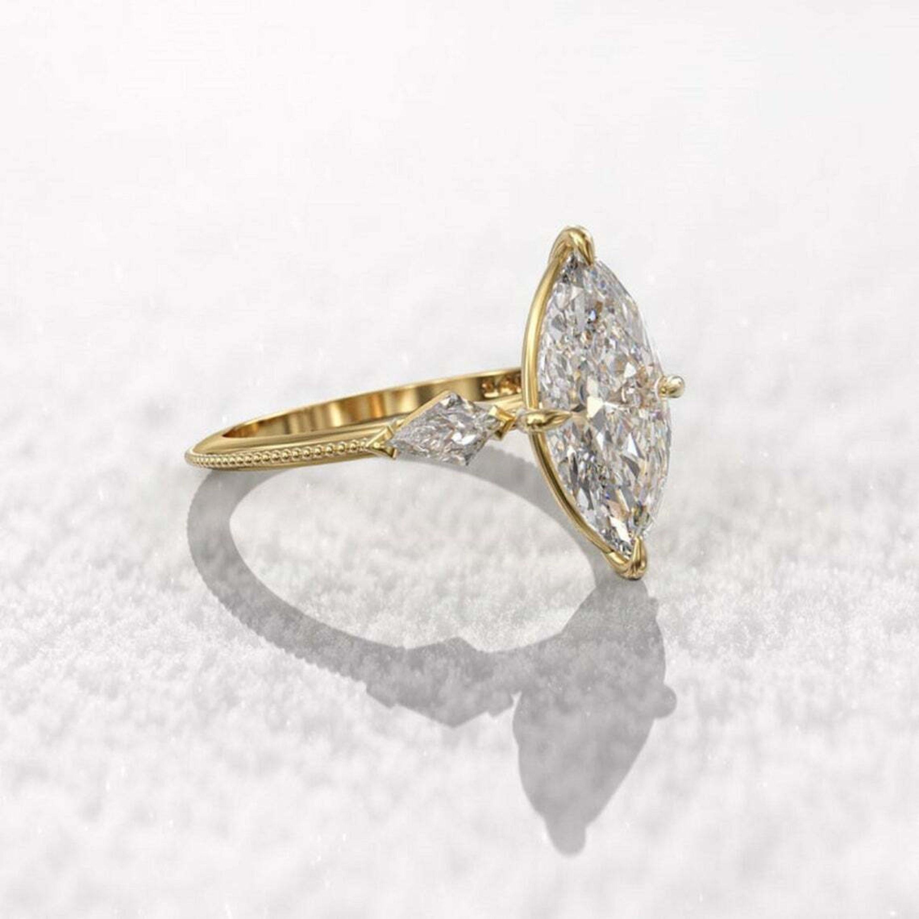 Im Angebot: Massiv Gold mit 2ct Marquise Cut Brautverlobungsring Versprechen () 4